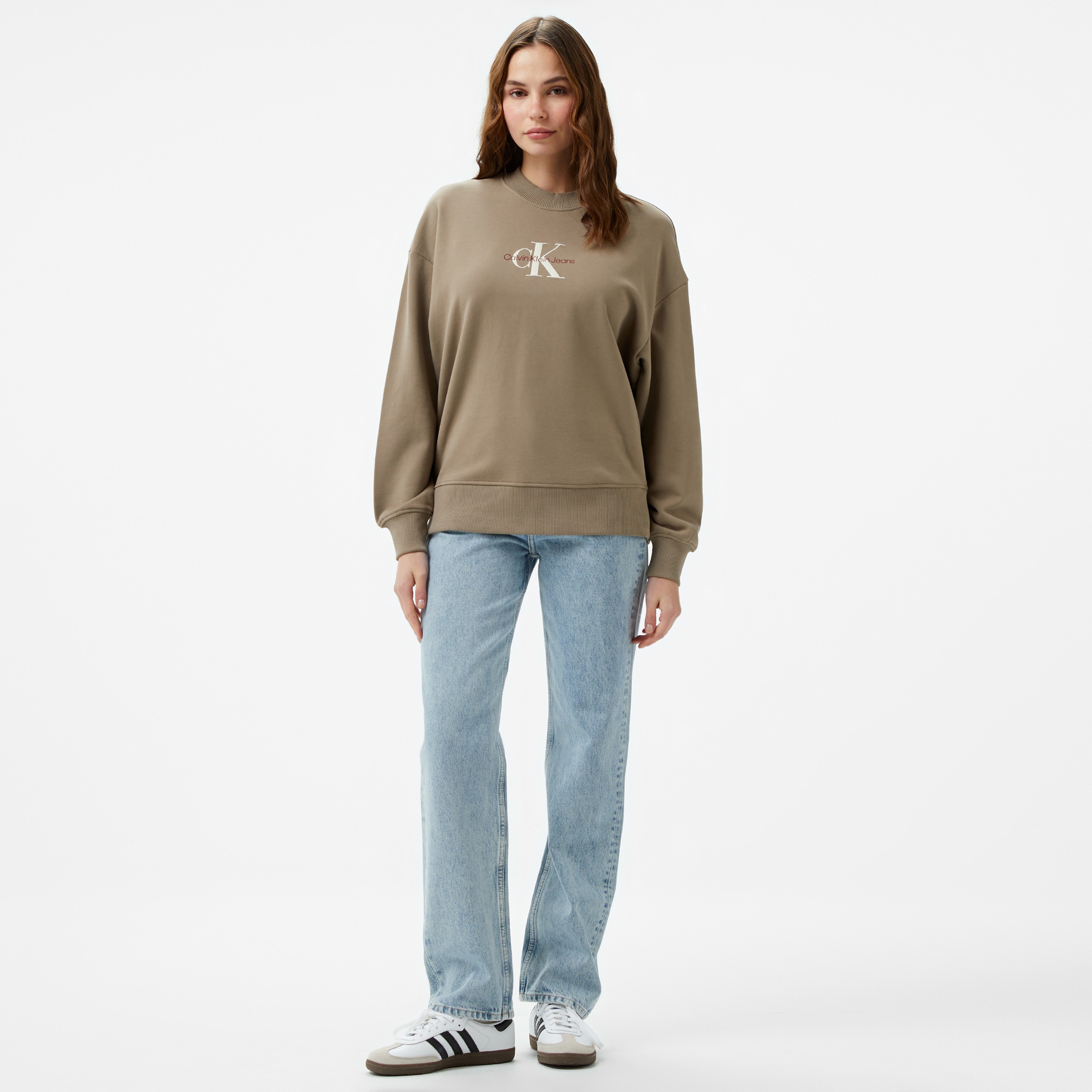 Calvin Klein Jeans Textured Monologo Crewneck Kadın Kahverengi Sweatshirt
