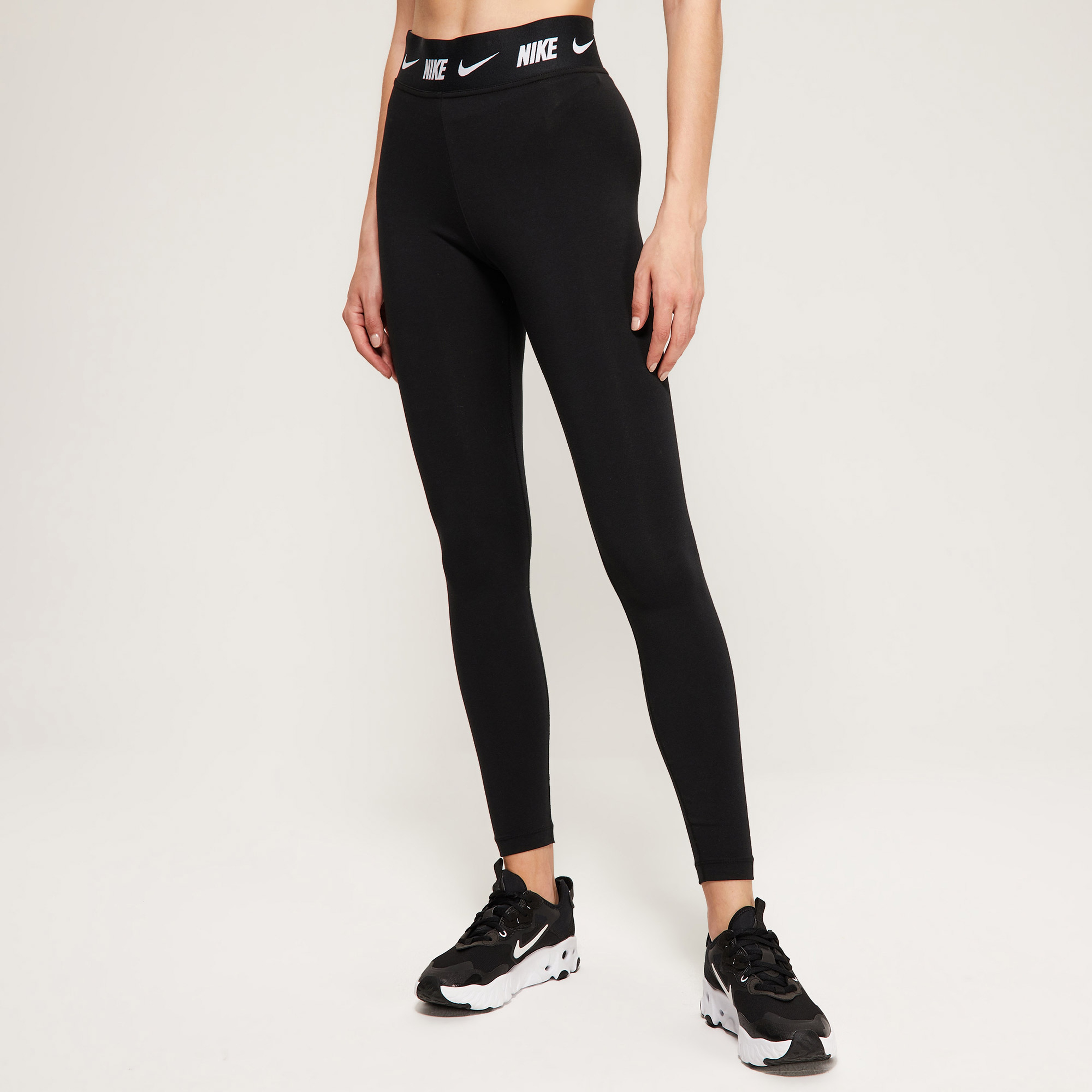 Nike Sportswear Club Kadın Siyah Tayt