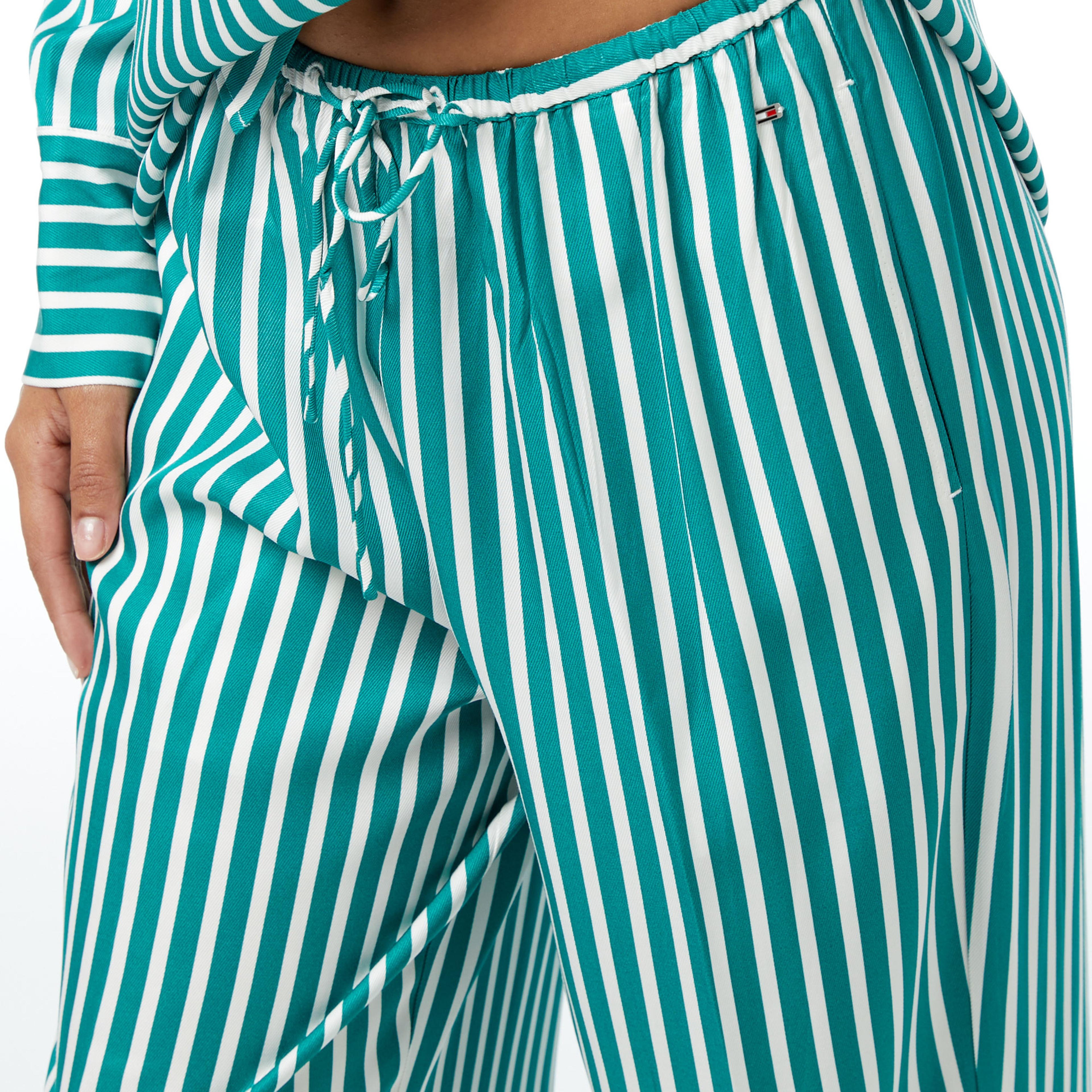 Tommy Hilfiger Fluidipell-On Kadın Yeşil Pantolon