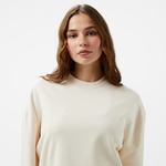 Calvin Klein Hero Logo Kadın Krem Sweatshirt