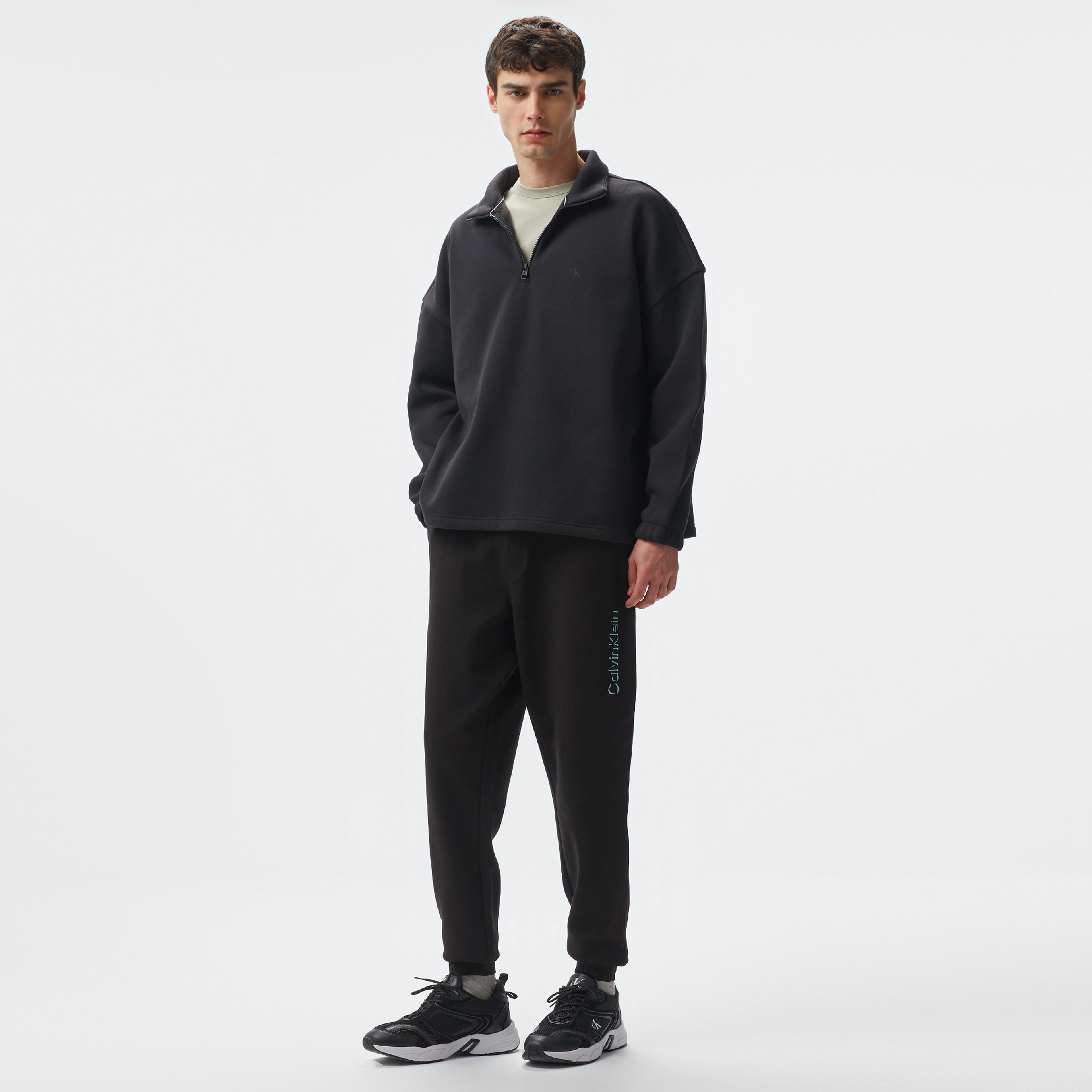 Calvin Klein Jeans Erkek Siyah Sweatshirt