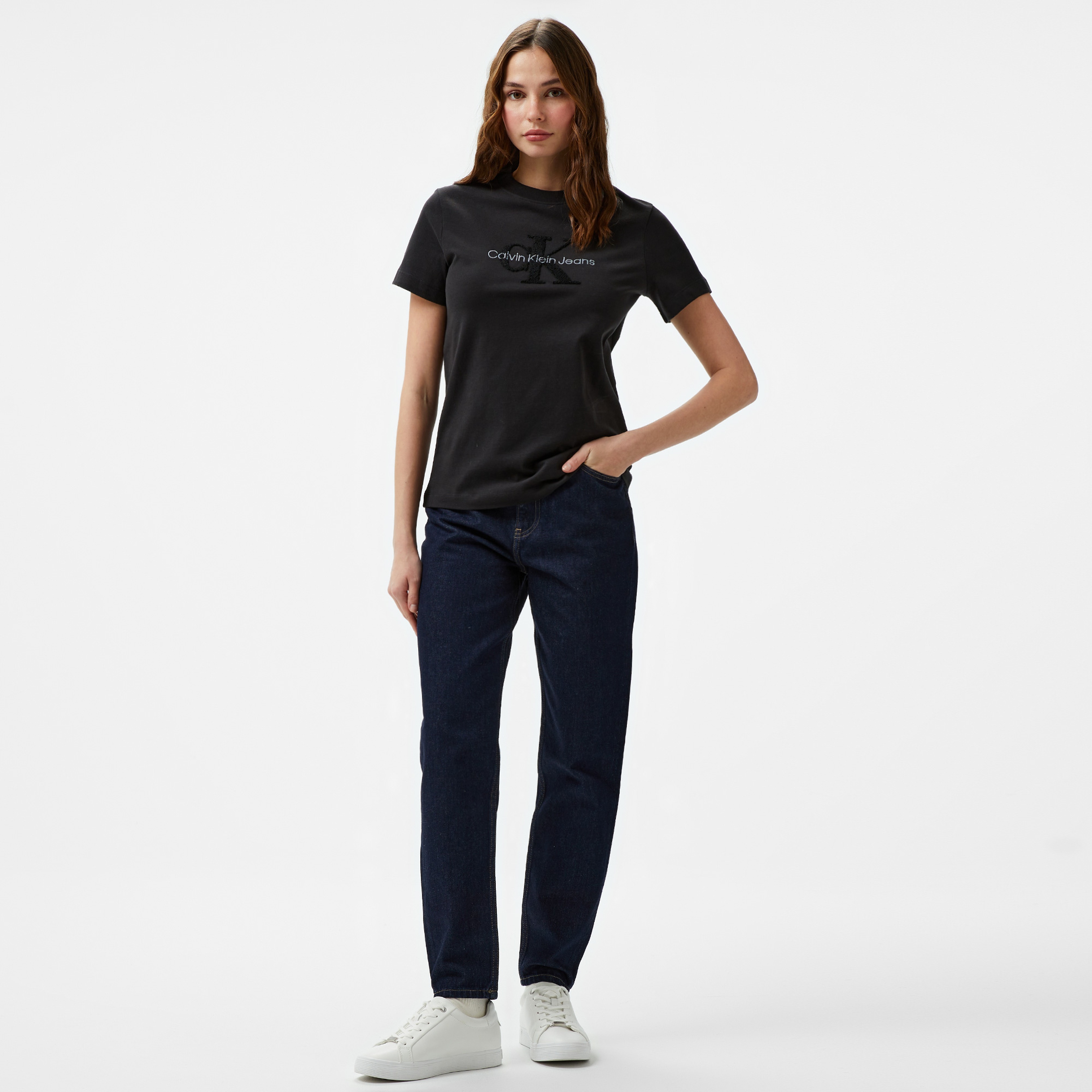 Calvin Klein Jeans Chenılle Monologo Regular Kadın Siyah T-Shirt