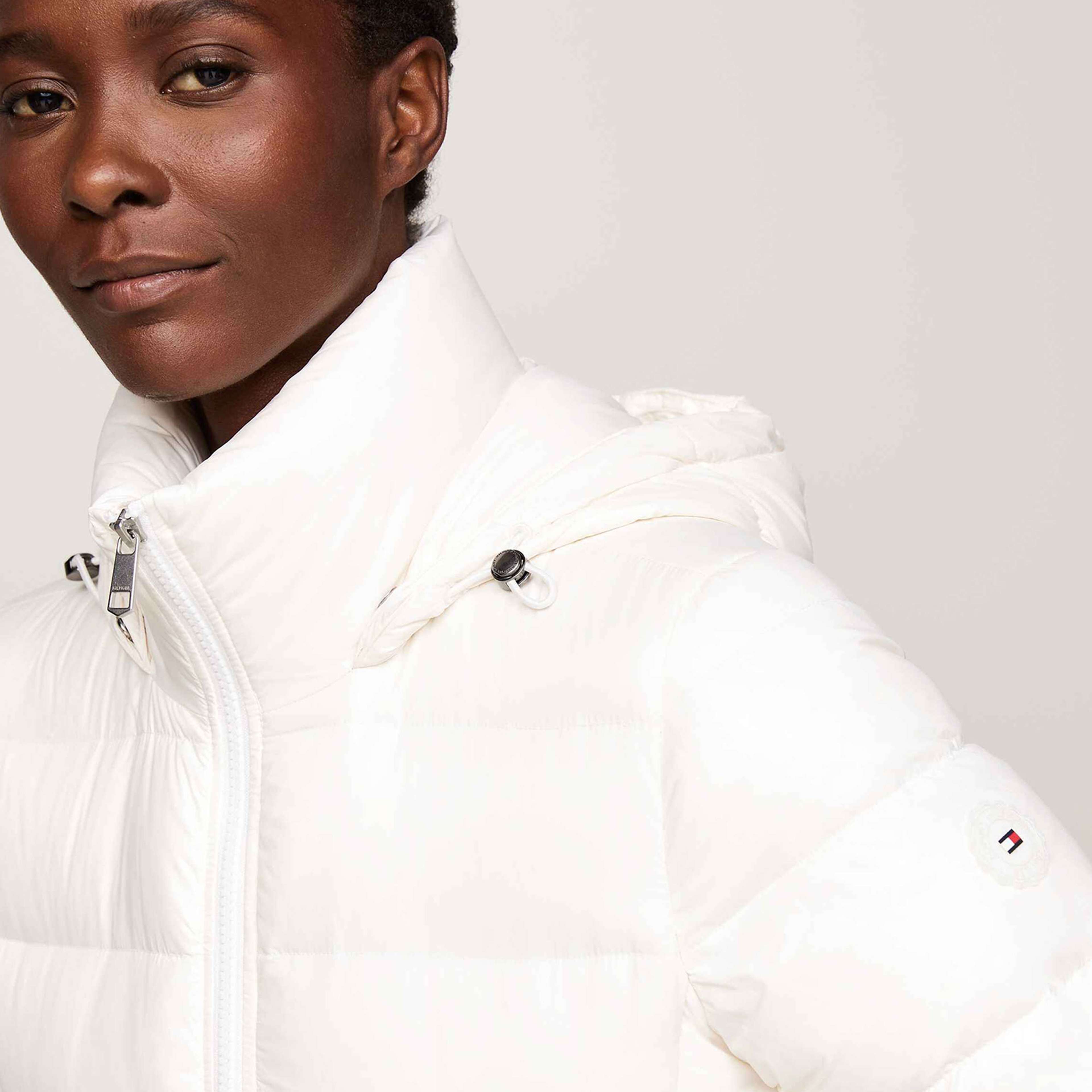 Tommy Hilfiger Kadın Beyaz Mont