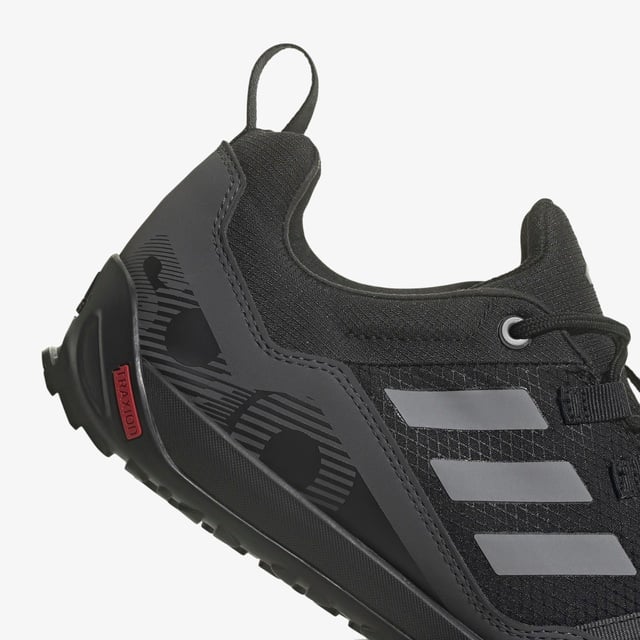 Adidas adidas Terrex Swift Solo 2 Kadın Siyah Spor Ayakkabı Occasion'da! Siyah - 9. görsel