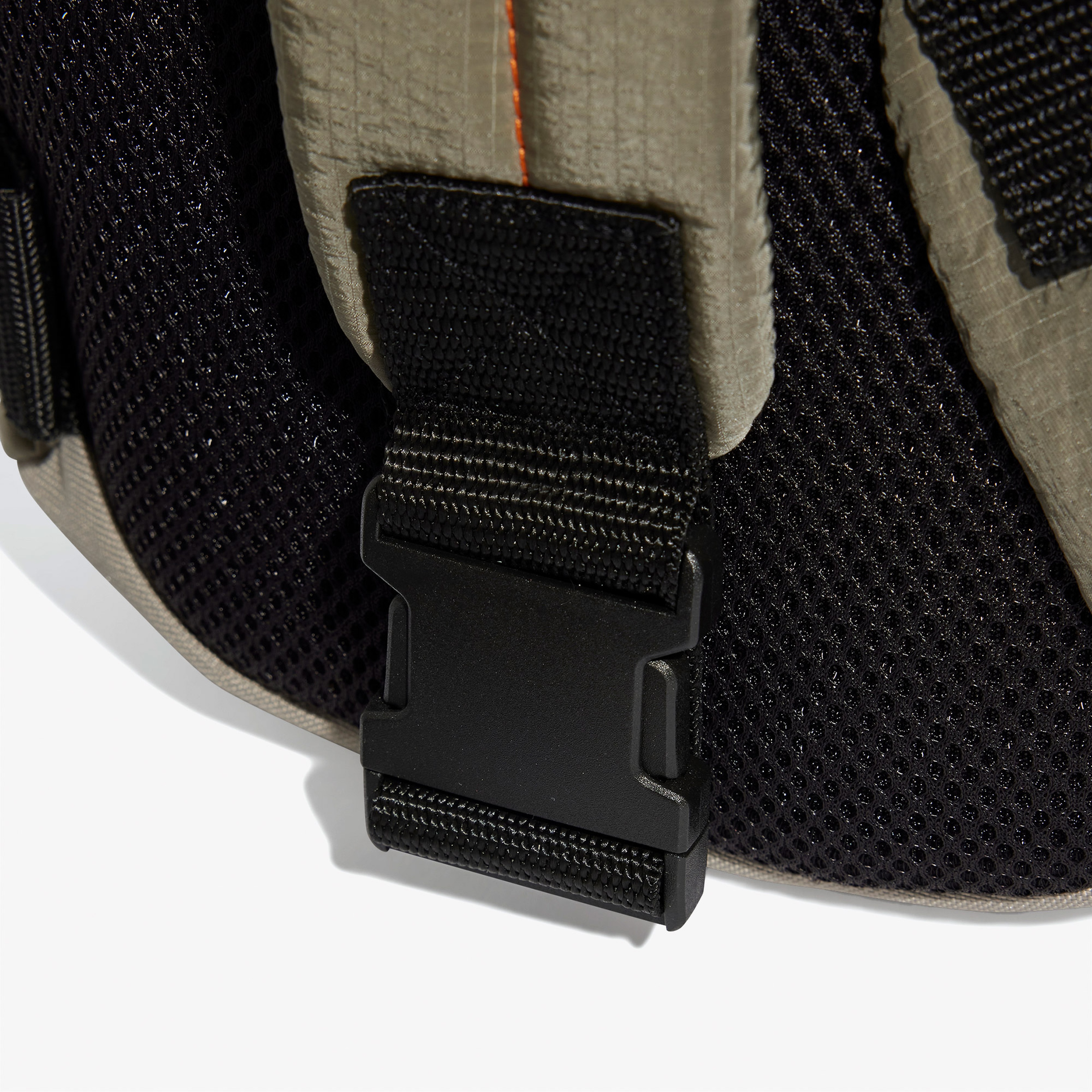 adidas Hardware Erkek Yeşil Tek Omuz Çantası