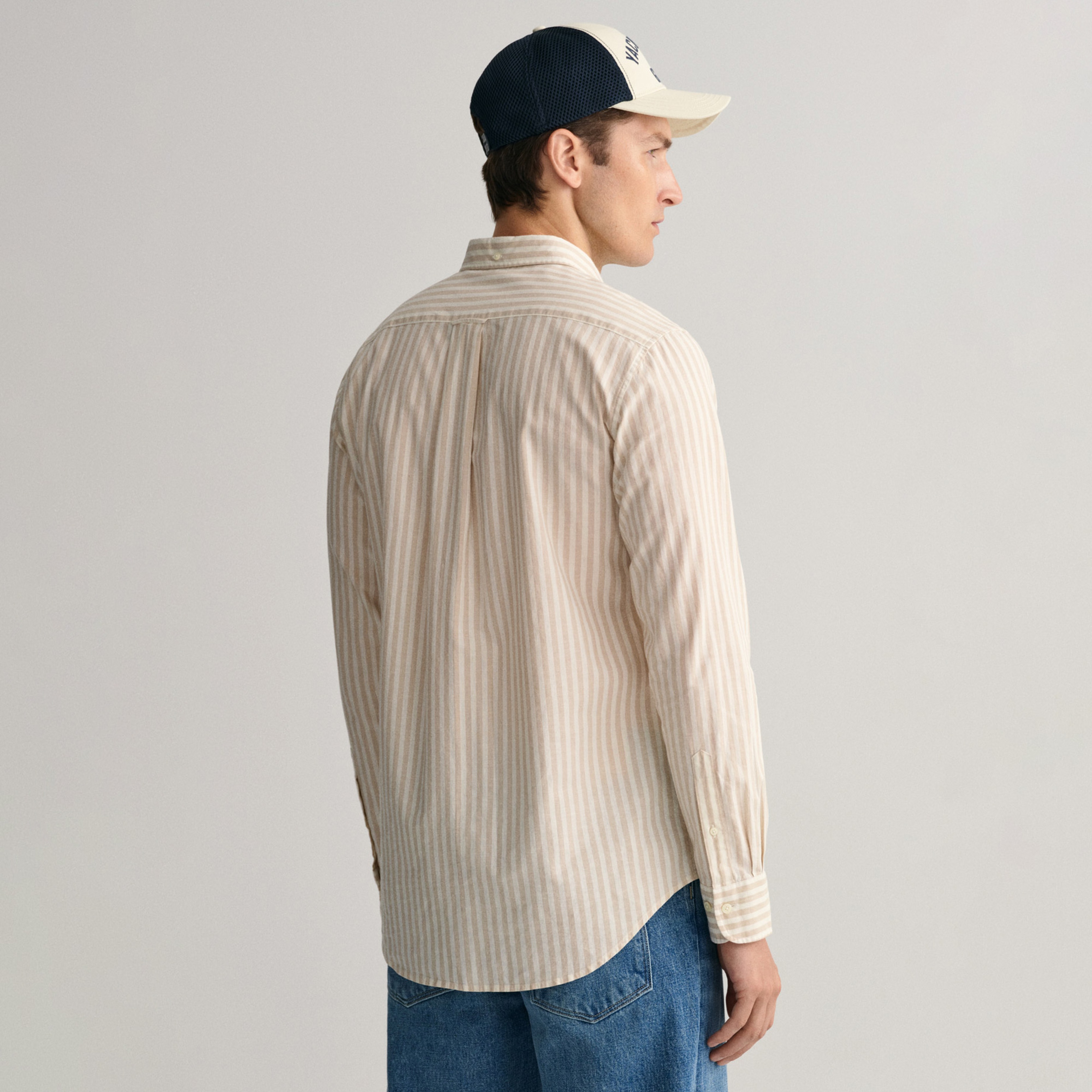 GANT Erkek Bej Regular Fit Düğmeli Yaka Çizgili Gömlek