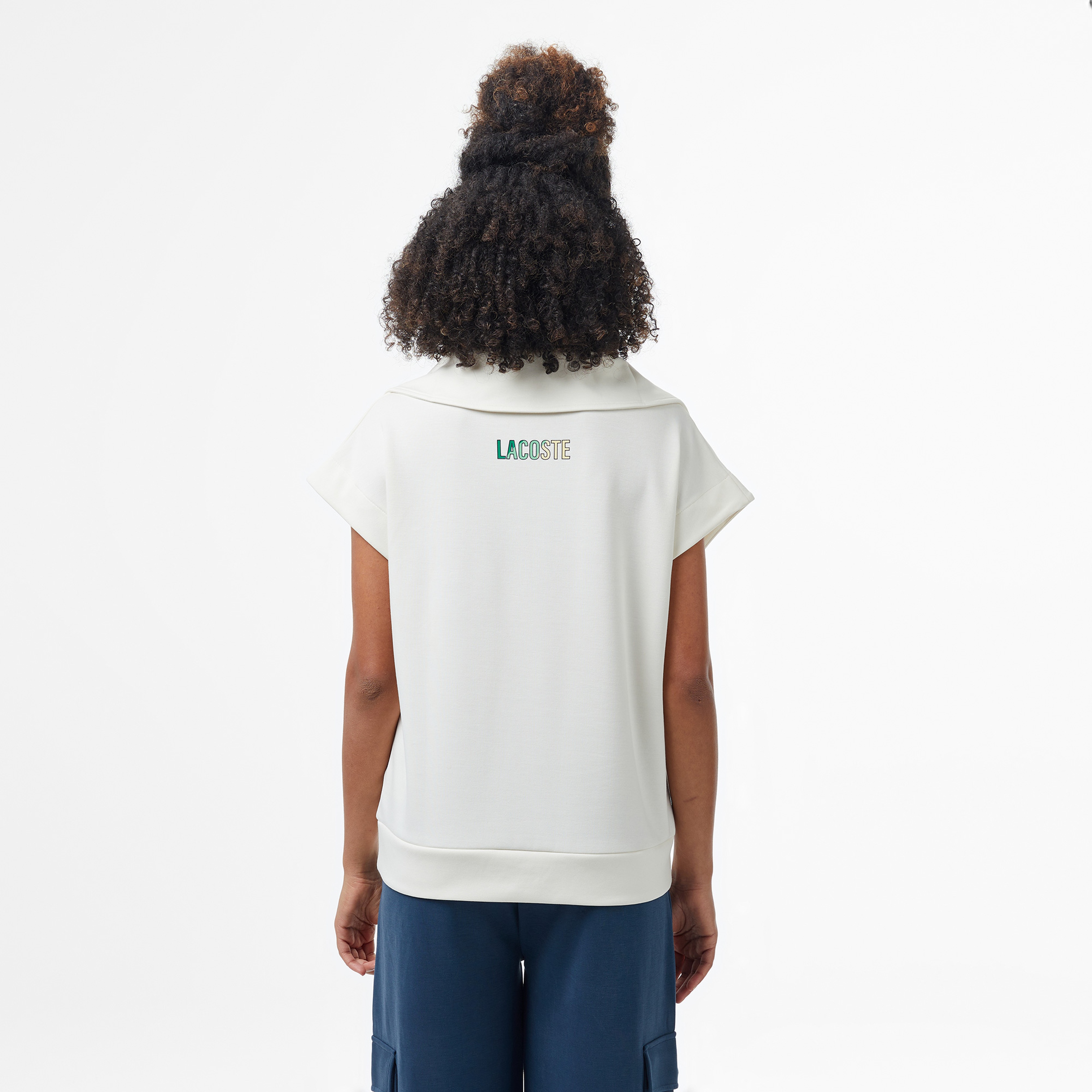 Kadın Kısa Kollu Yarım Fermuarlı Beyaz Sweatshirt