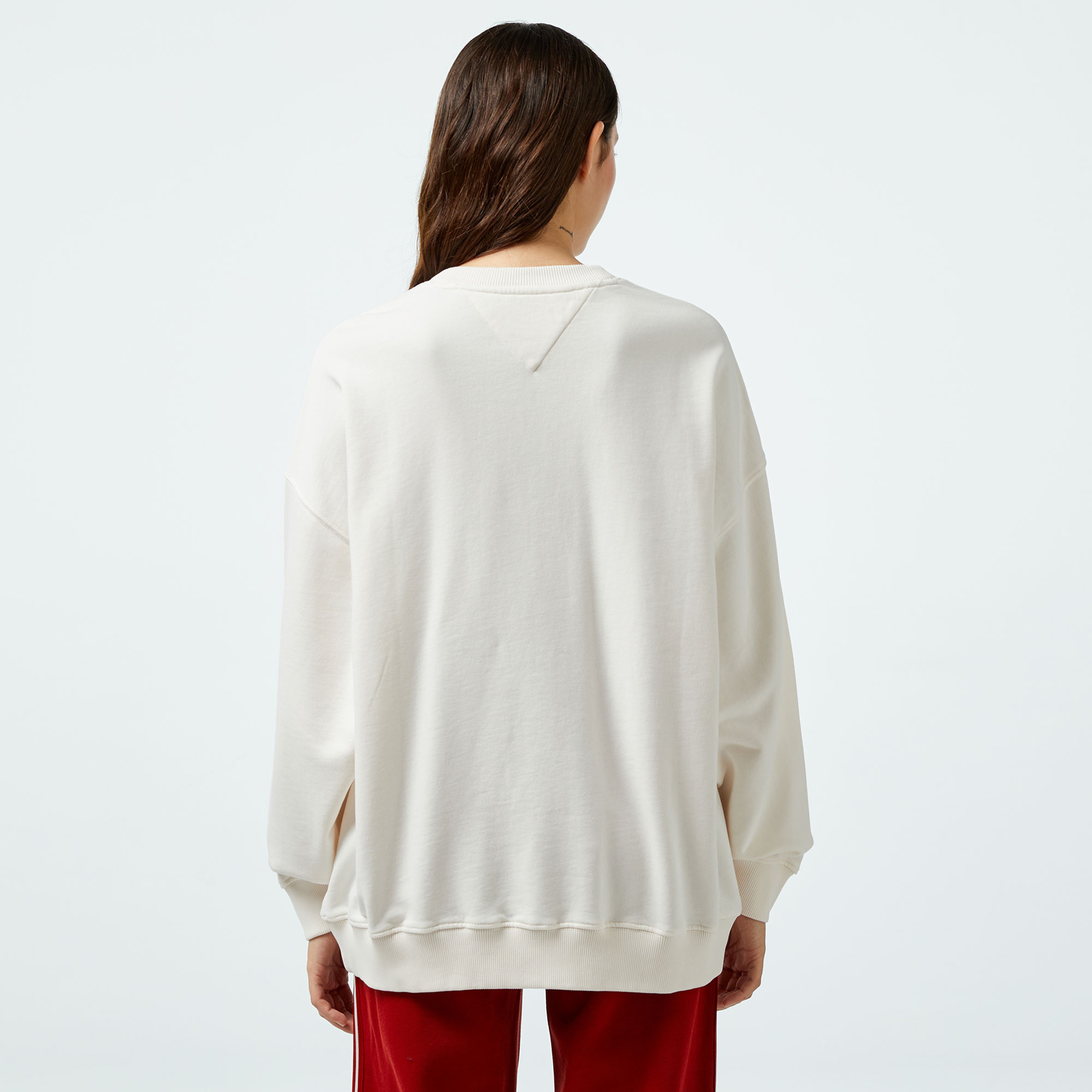 Tommy Jeans Kadın Beyaz Sweatshirt