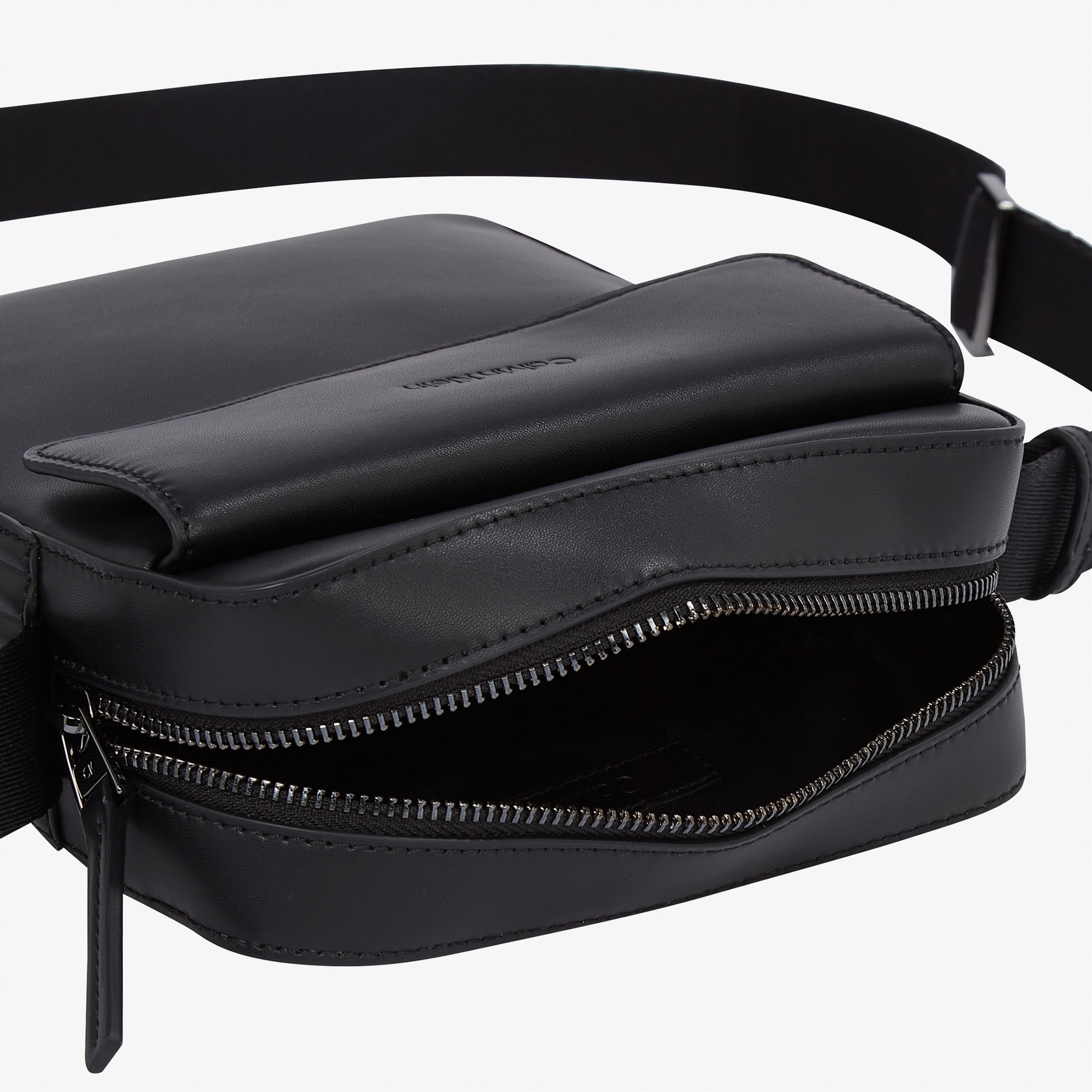 Calvin Klein Erkek Siyah Çanta