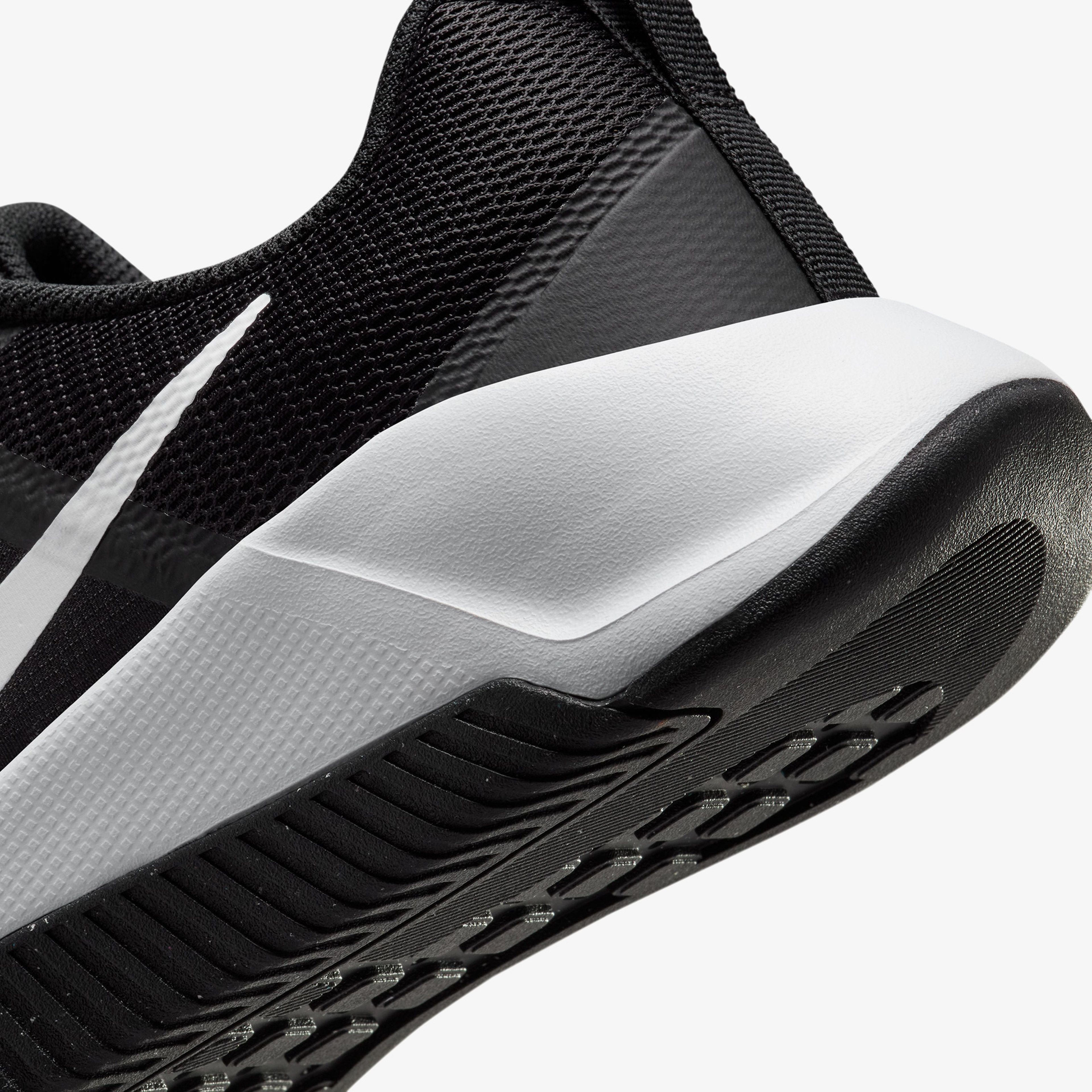 Nike MC Trainer 3 Erkek Siyah Antrenman Ayakkabısı