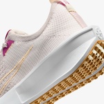 Nike Interact Run Kadın Pembe Koşu Ayakkabısı