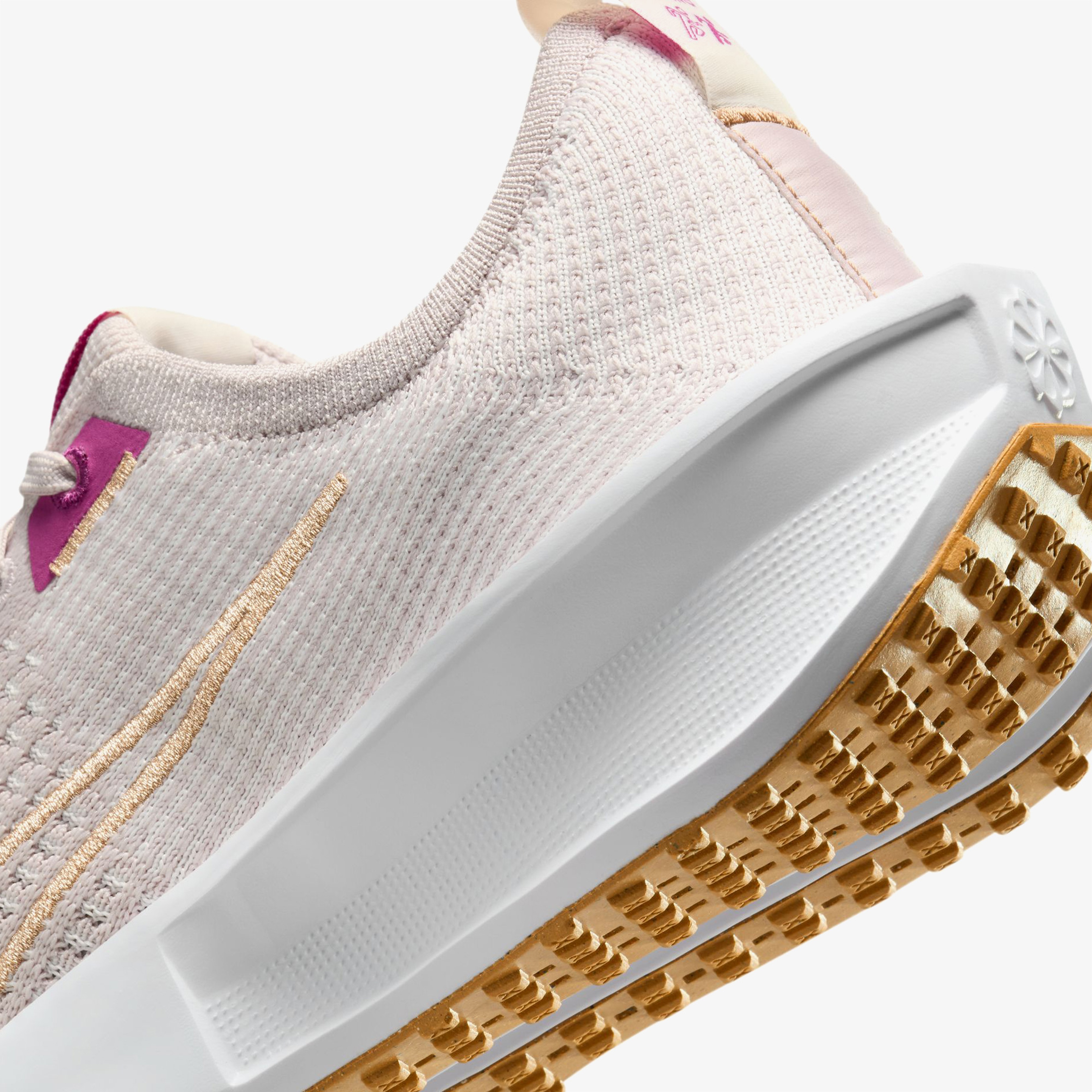 Nike Interact Run Kadın Pembe Koşu Ayakkabısı