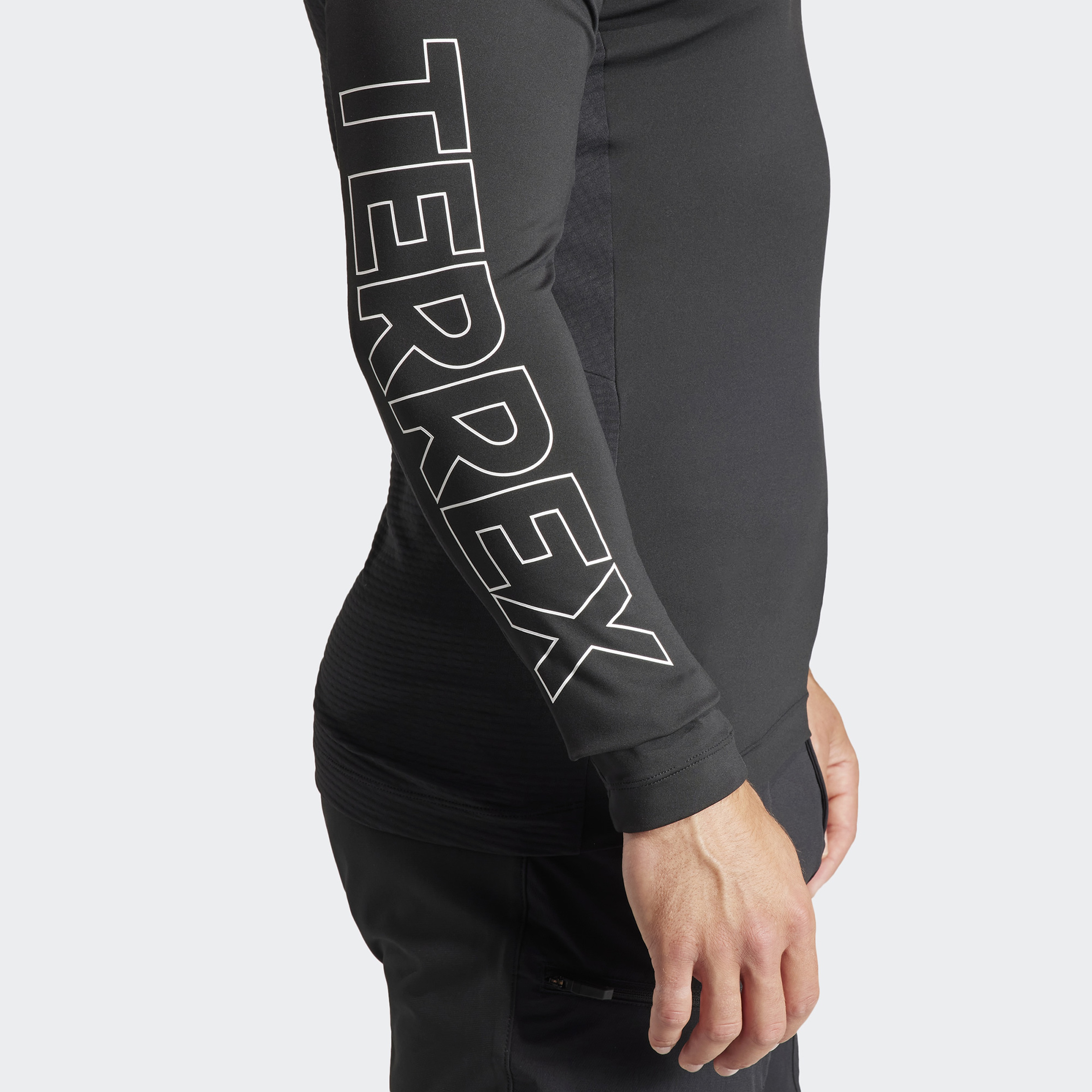 adidas Xperior Erkek Siyah Uzun Kollu Üst