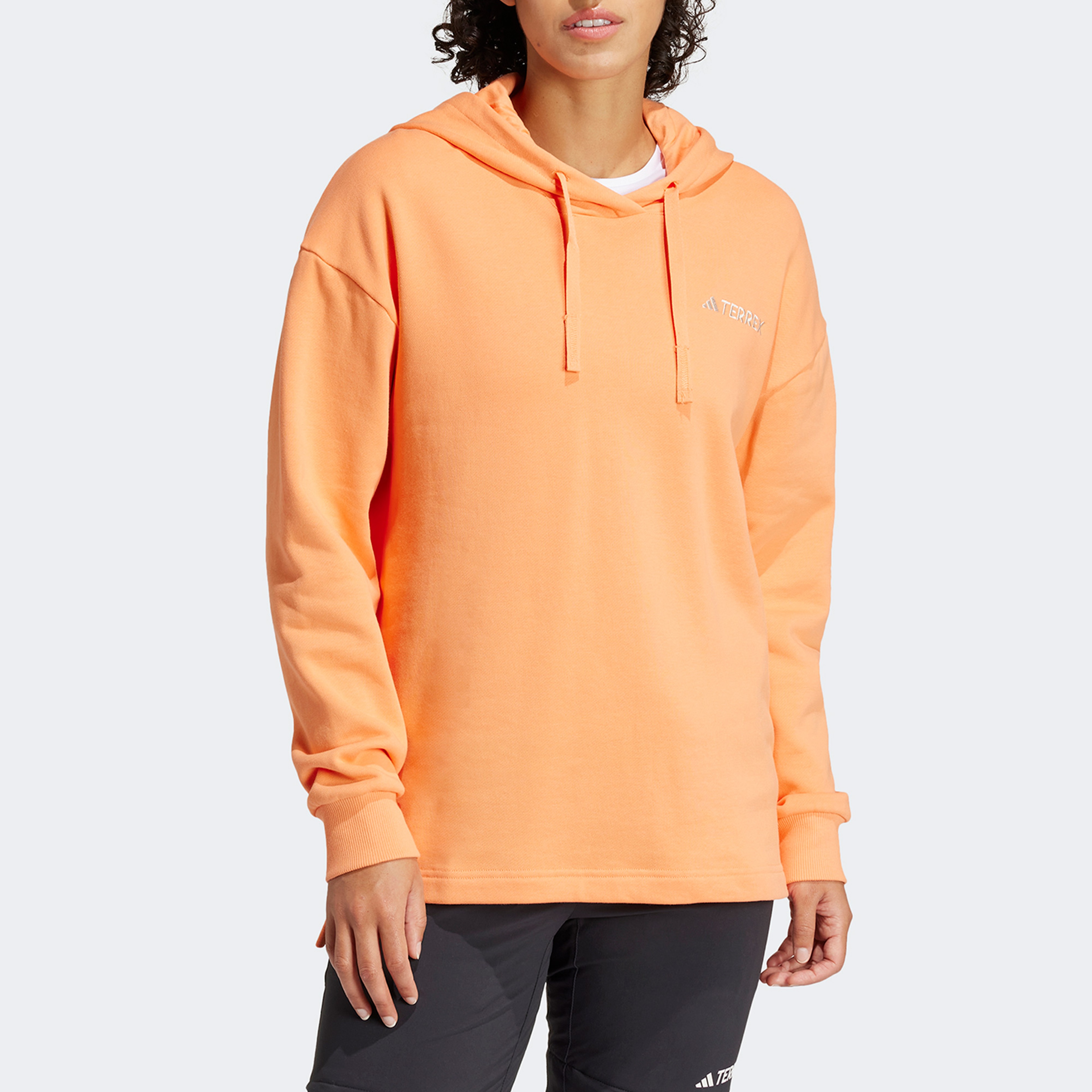 adidas Terrex Logo Kapüşonlu Kadın Turuncu Günlük Sweatshirt