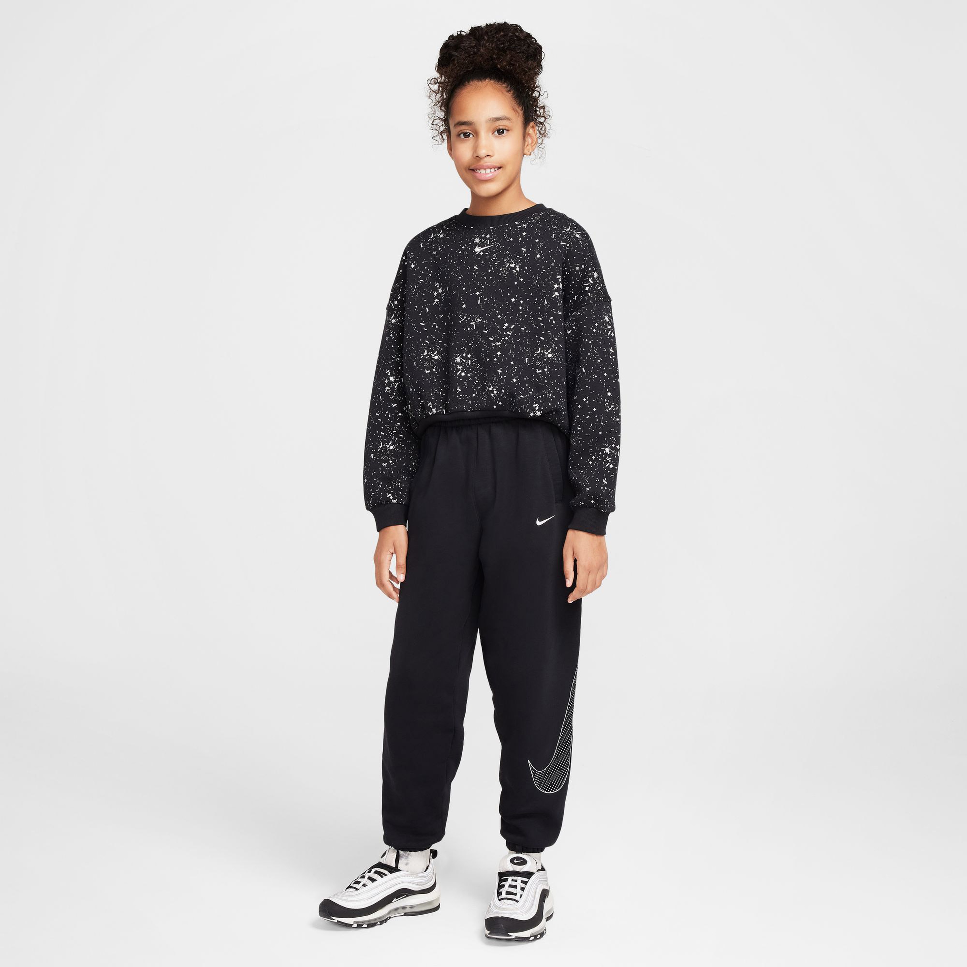 Nike Bol Kesim Çocuk Siyah Günlük Eşofman Altı