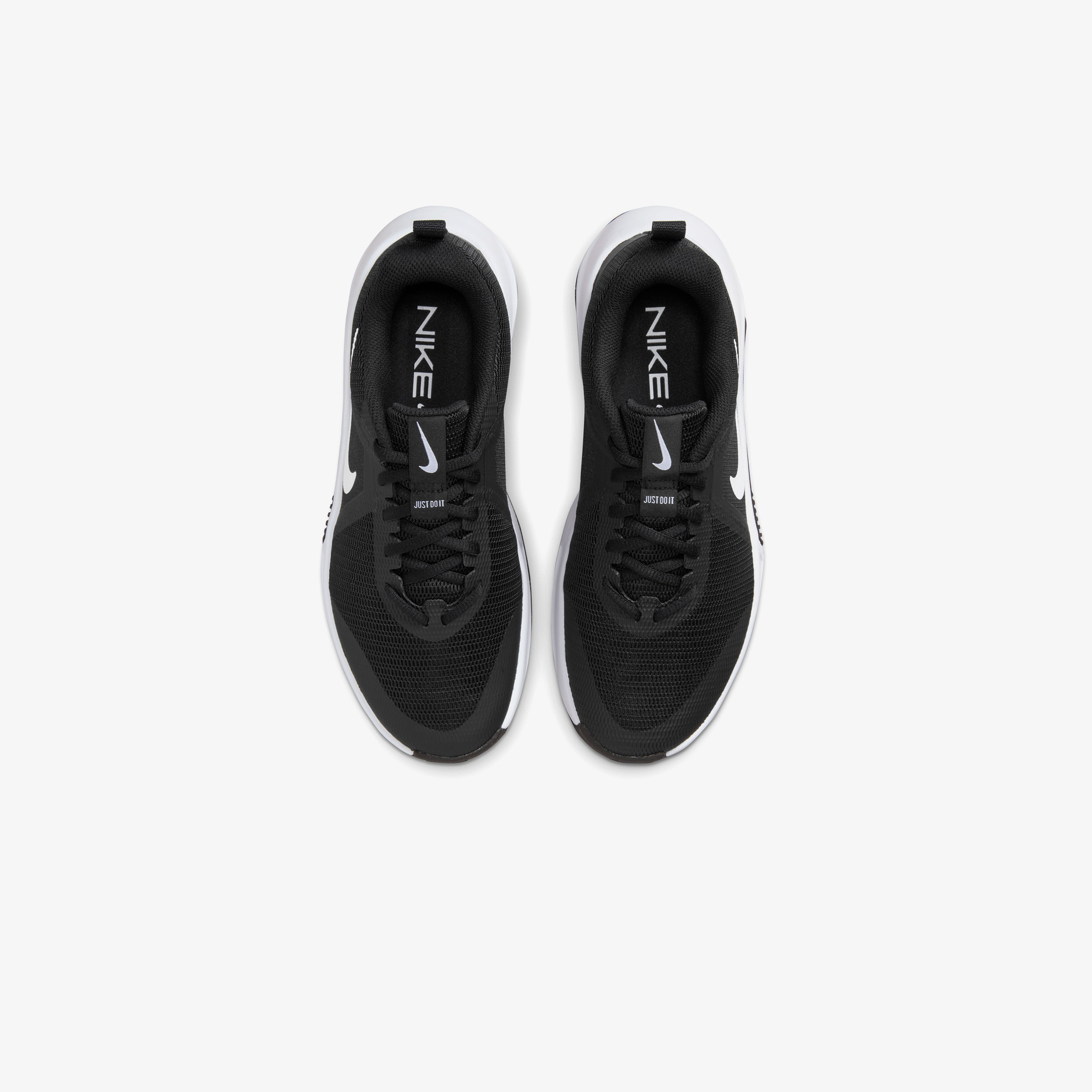 Nike MC Trainer 3 Kadın Siyah Spor Ayakkabı