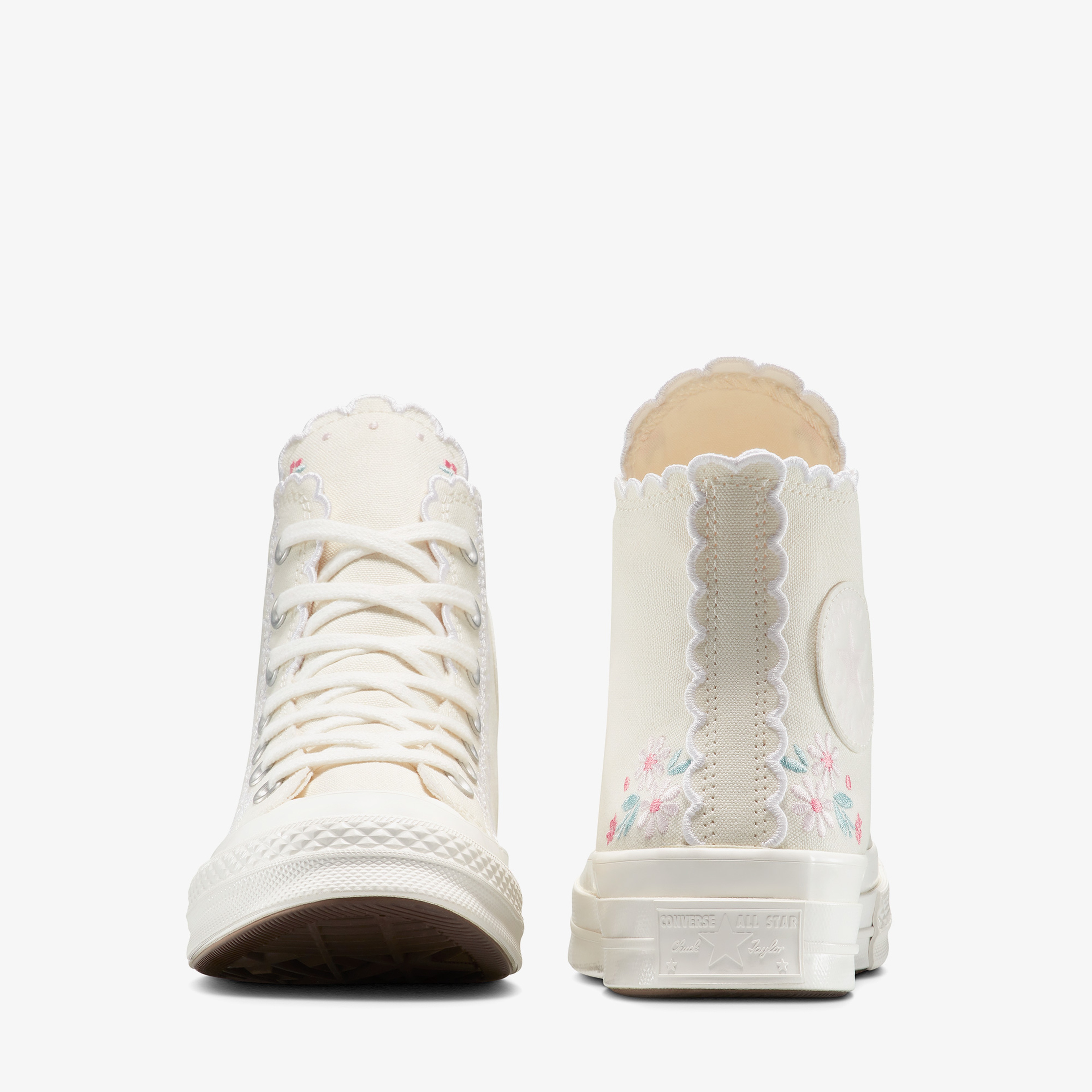 Converse Chuck Taylor Embroidered Kadın Krem Sneaker