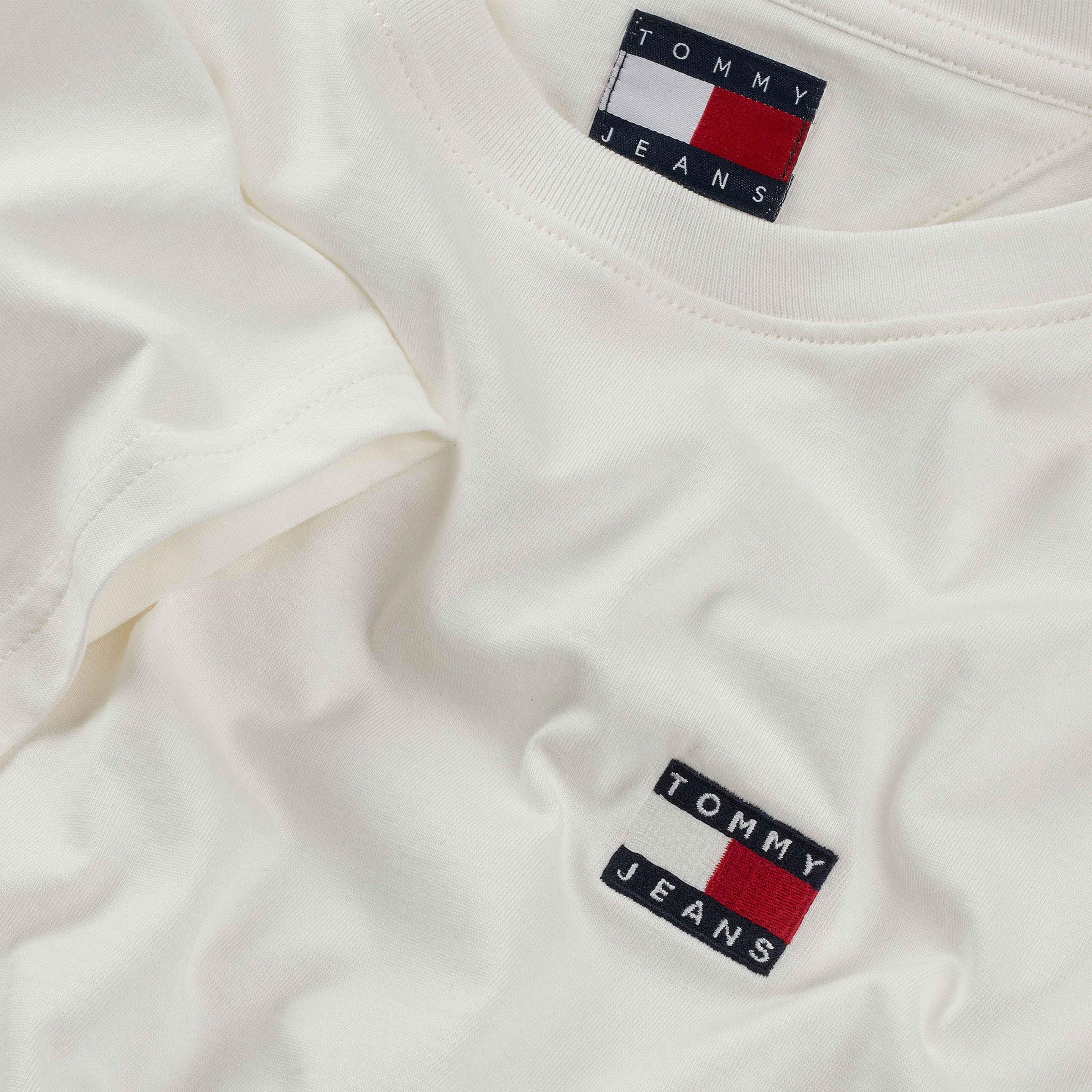 Tommy Jeans Regular Waist Tie Badge Kadın Beyaz T-Shirt