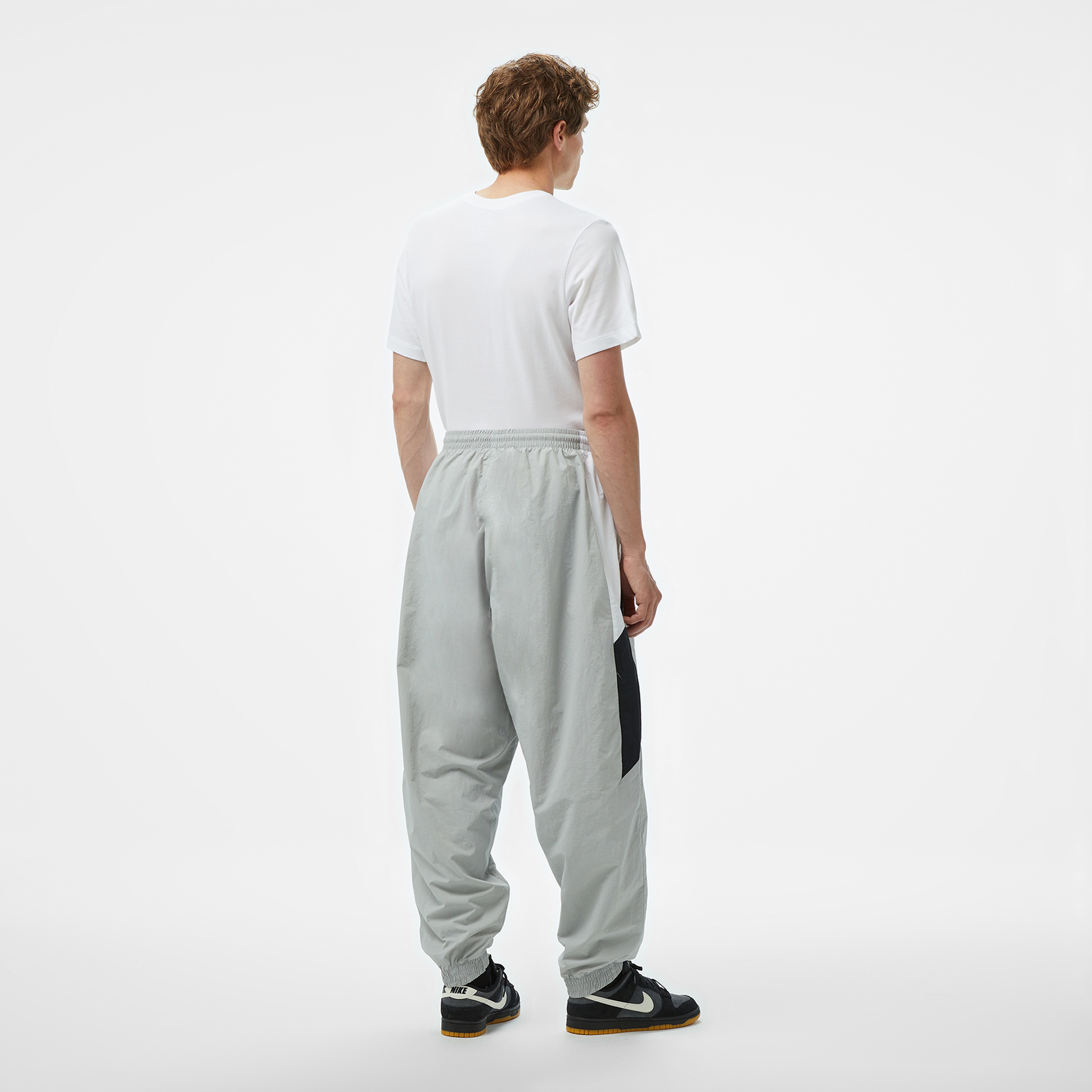 Nike Club Woven Erkek Gri Eşofman Altı