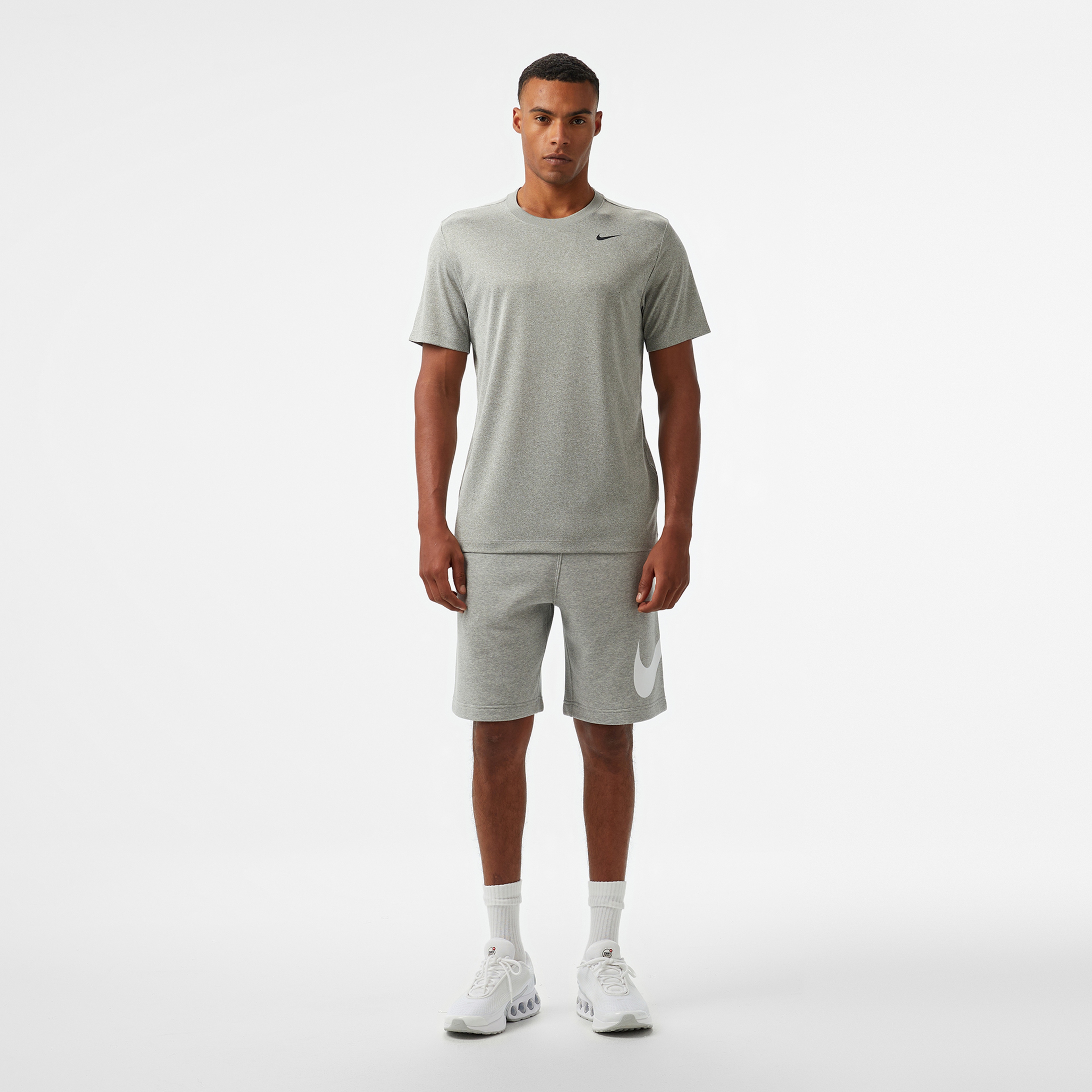 Nike Dri-Fit Reset Erkek Gri T-Shirt