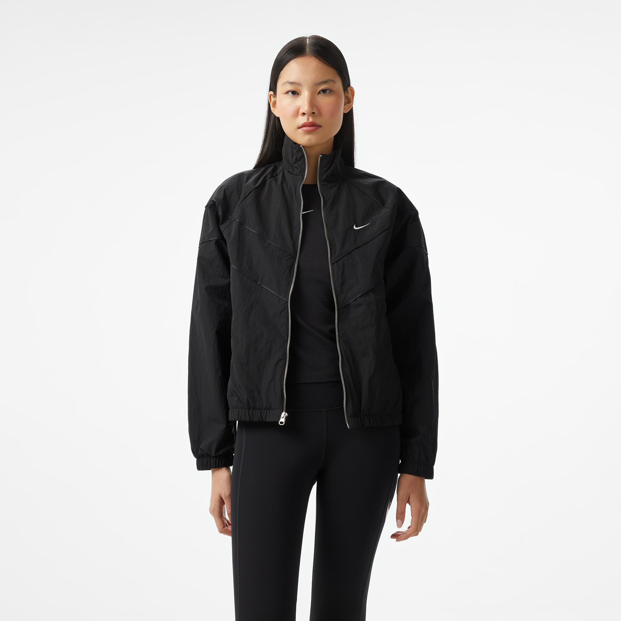 Nike Windrunner Kadın Siyah Ceket