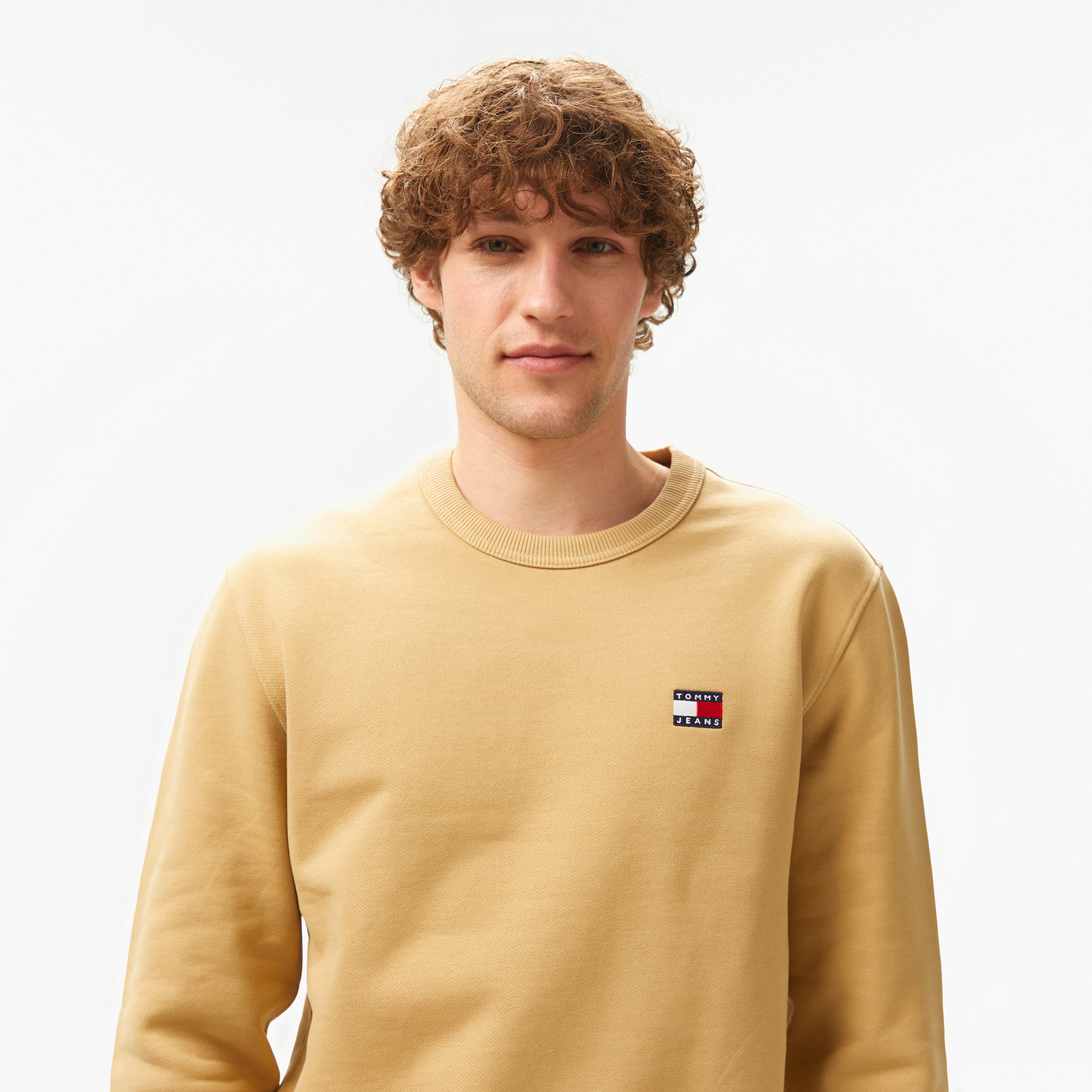 Tommy Jeans Reg Badge Crew Ext Erkek Bej Sweatshirt