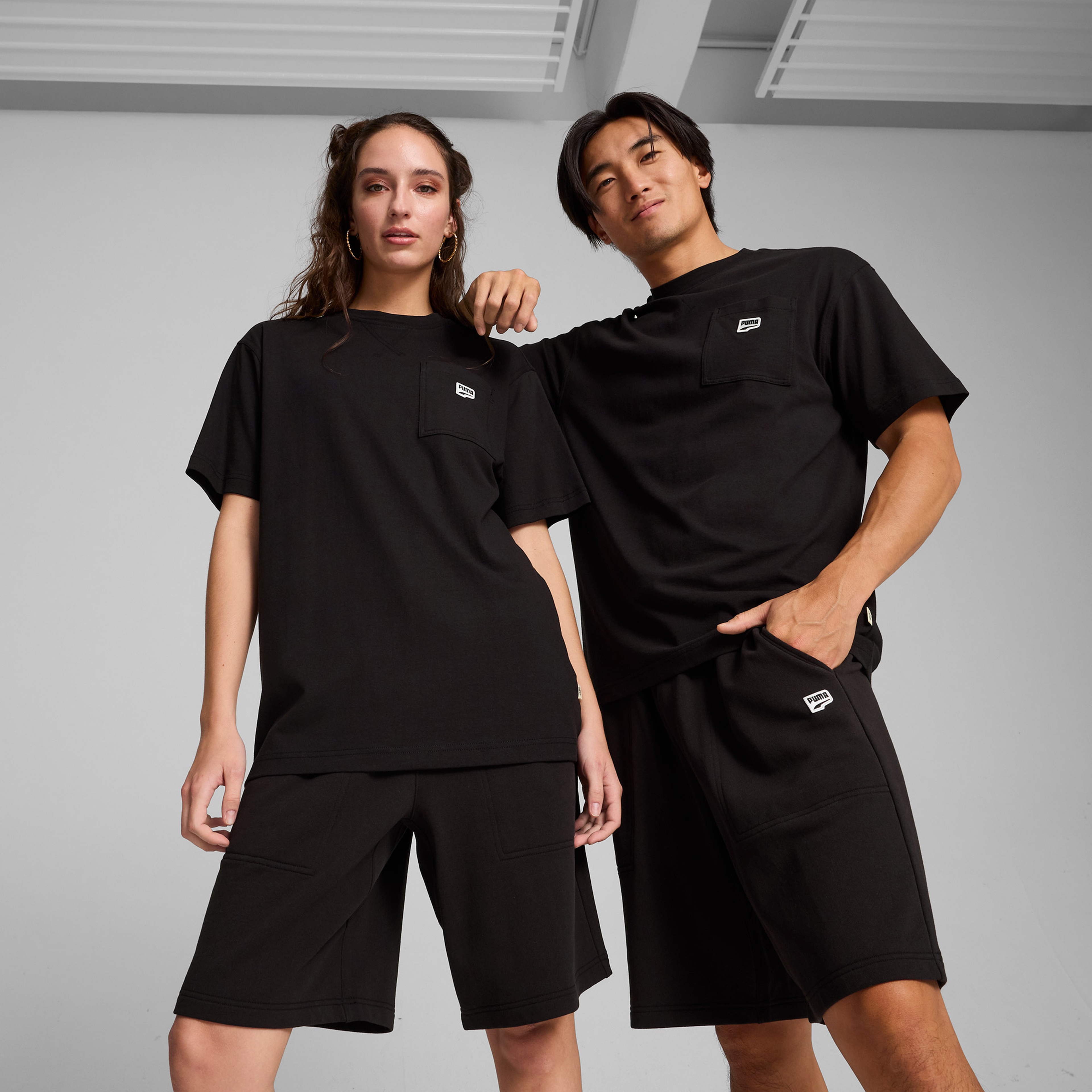 Puma Downtown Relaxed Erkek Siyah T-Shirt