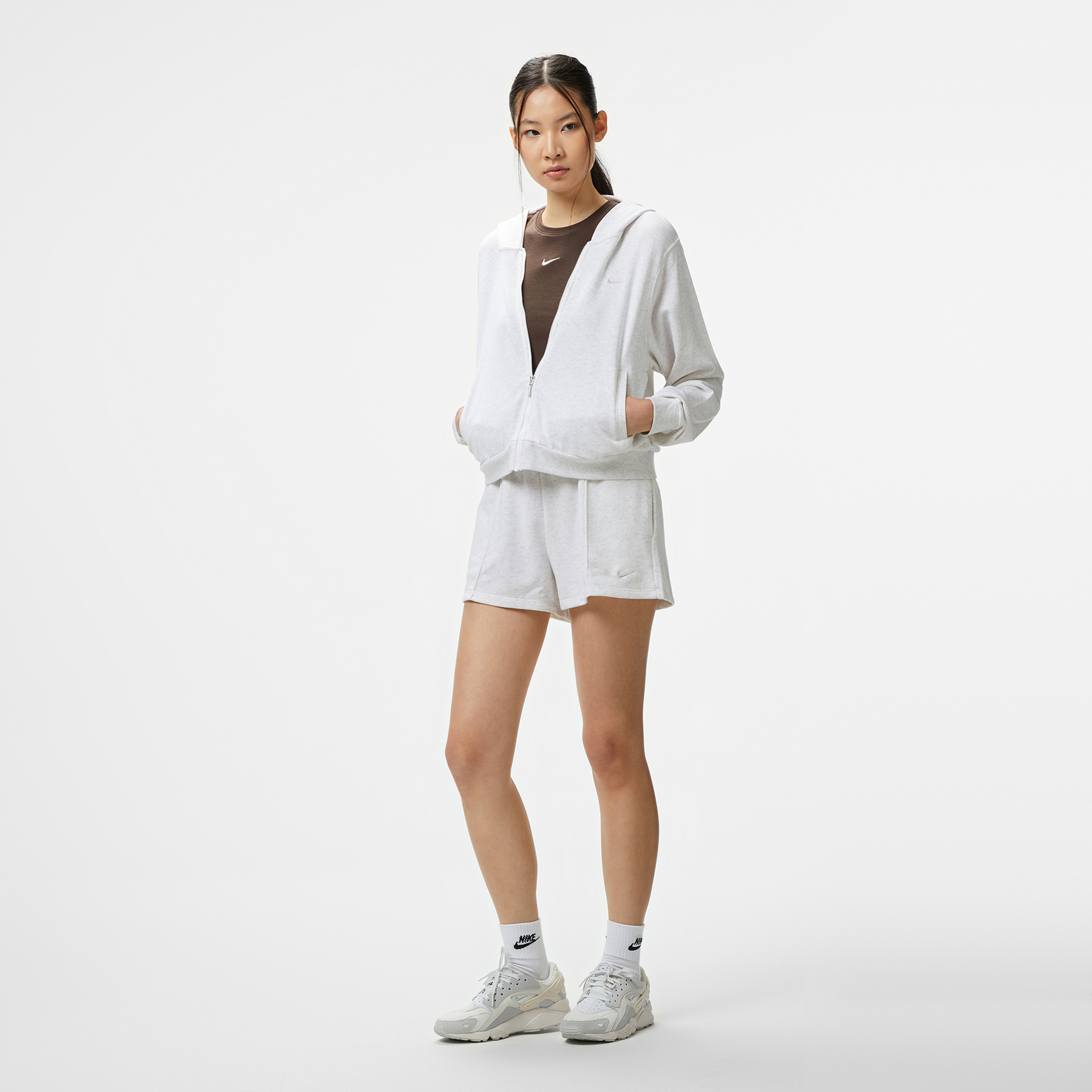 Nike Chill French Terry Kadın Beyaz Şort