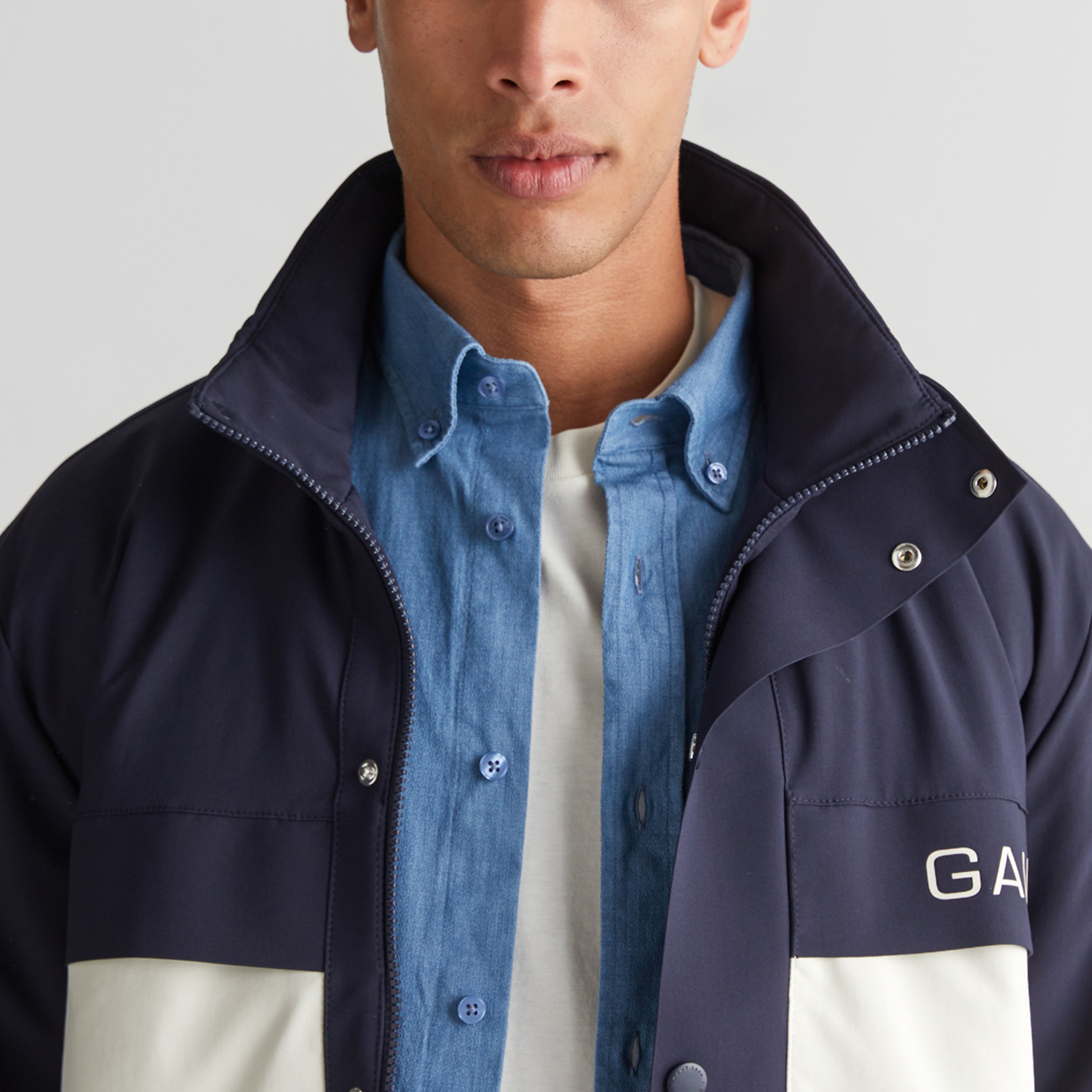 GANT Erkek Krem Regular Fit Dik Yaka Renk Bloklu Ceket