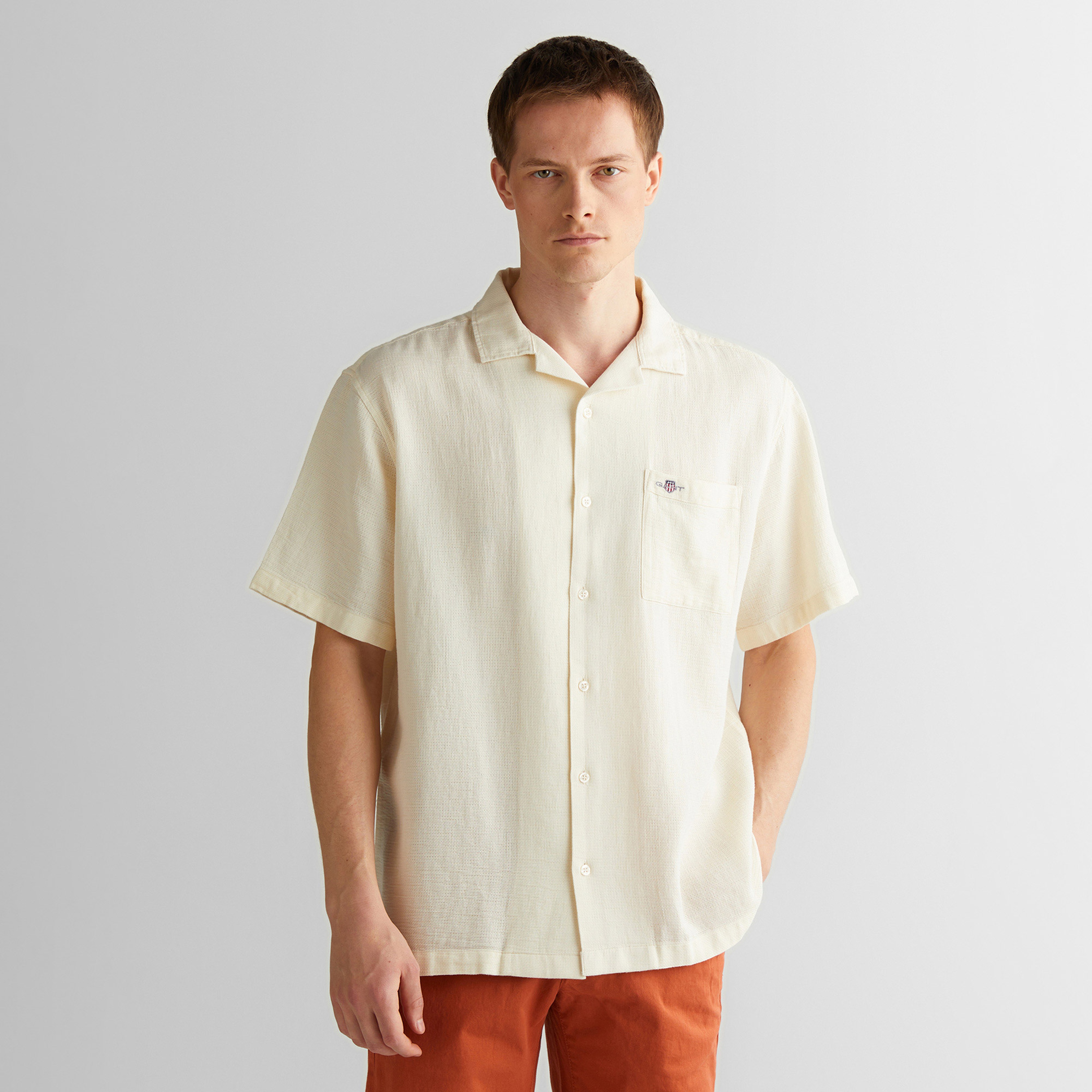 GANT Erkek Krem Regular Fit Klasik Yaka Gömlek