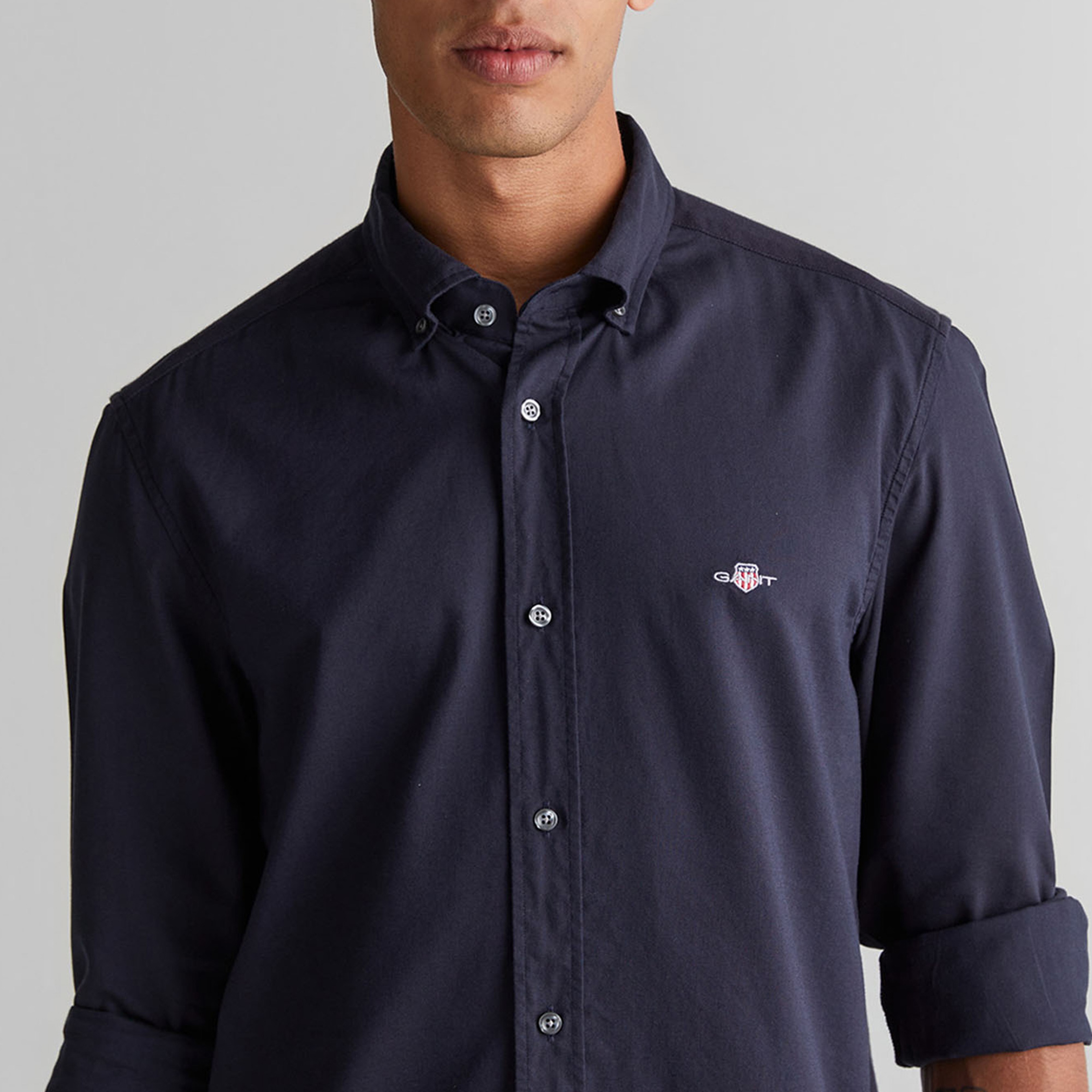 GANT Erkek Laciver Düğmeli Yaka Logolu Gömlek