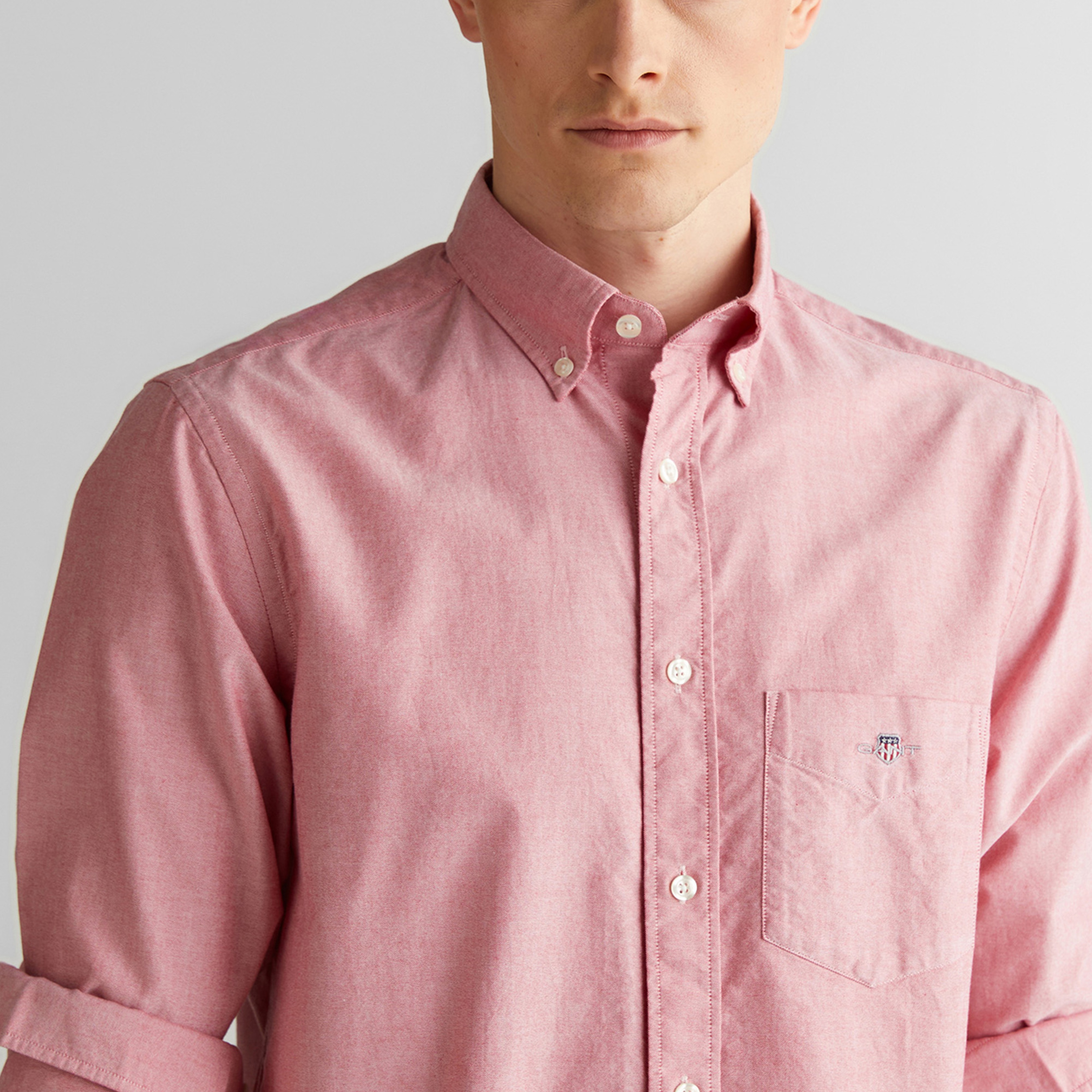 GANT Erkek Kırmızı Regular Fit Düğmeli Yaka Gömlek