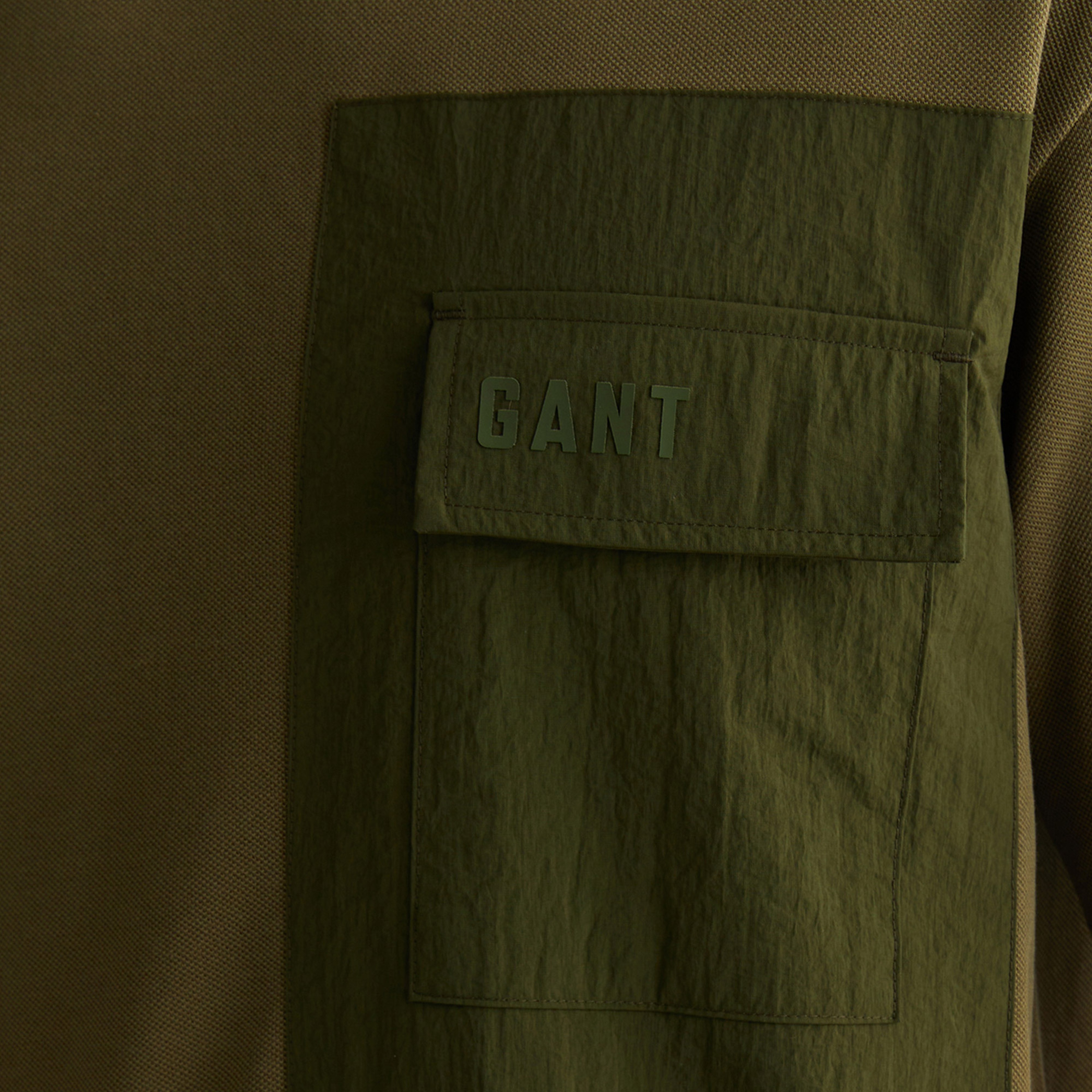 GANT Erkek Yeşil Relaxed Fit Bisiklet Yaka Logolu T-Shirt