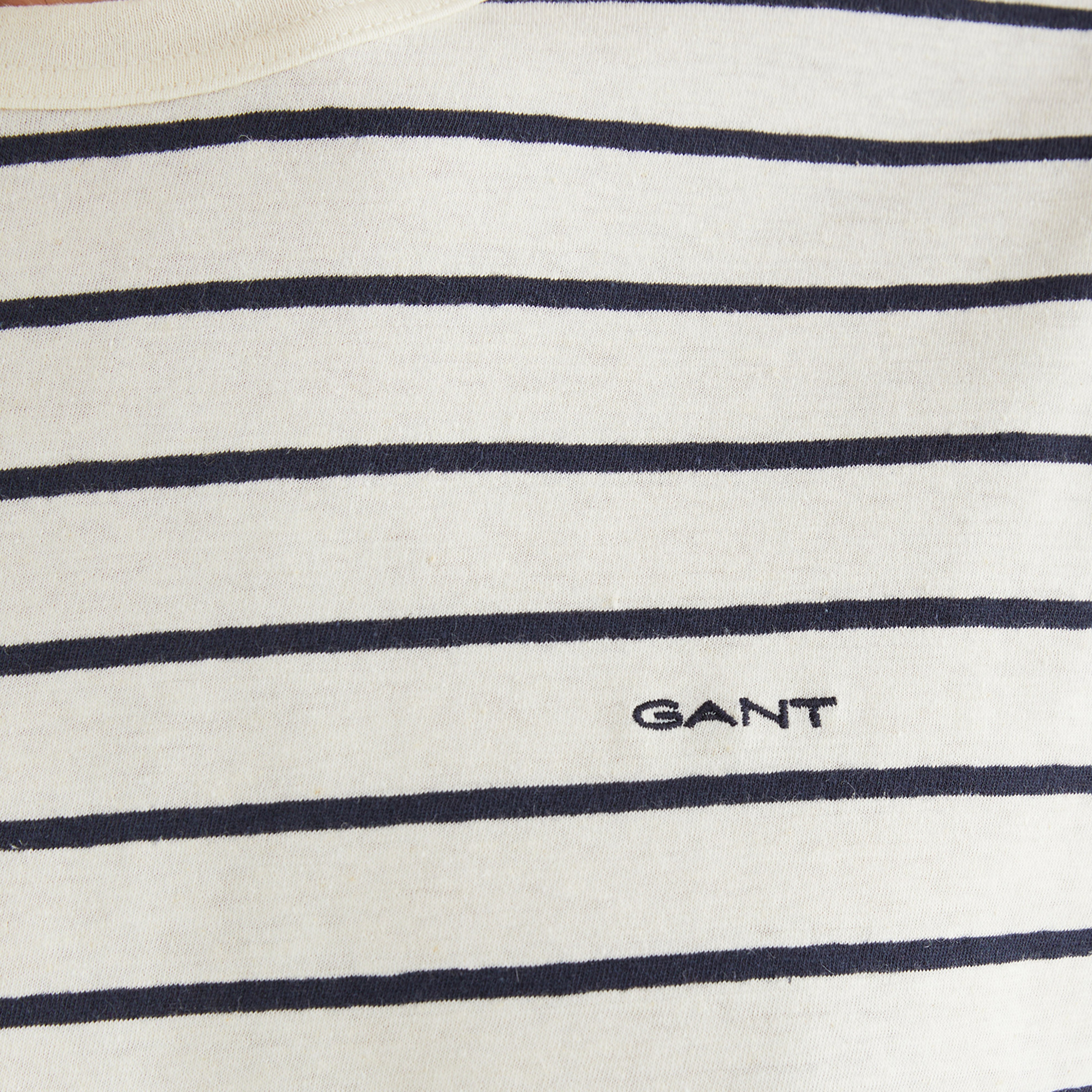 GANT Erkek Krem Regular Fit Bisiklet Yaka Çizgili T-Shirt