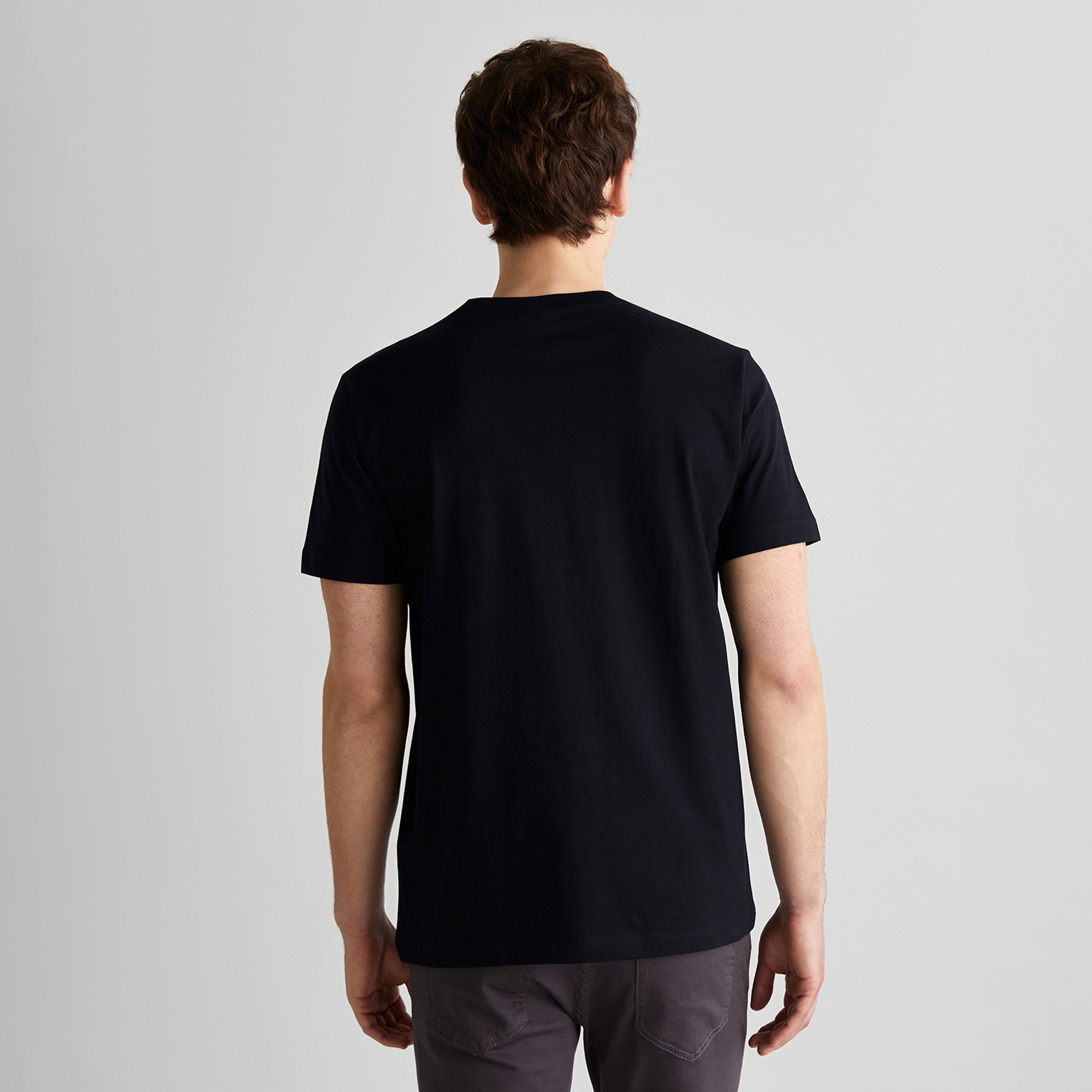 GANT Erkek Siyah Regular Fit Bisiklet Yaka Logolu T-Shirt