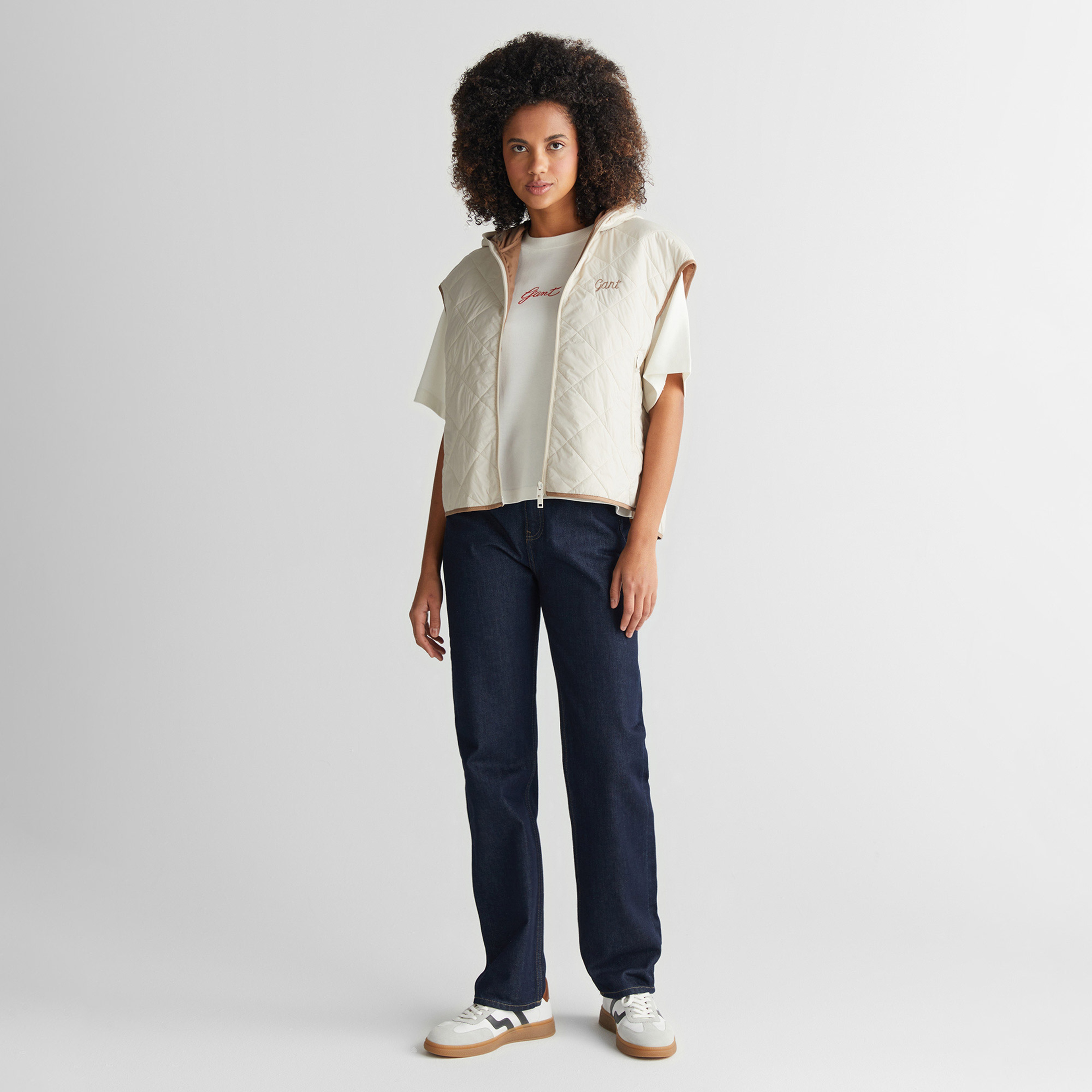 GANT Kadın Krem Kapüşonlu Logolu Yelek