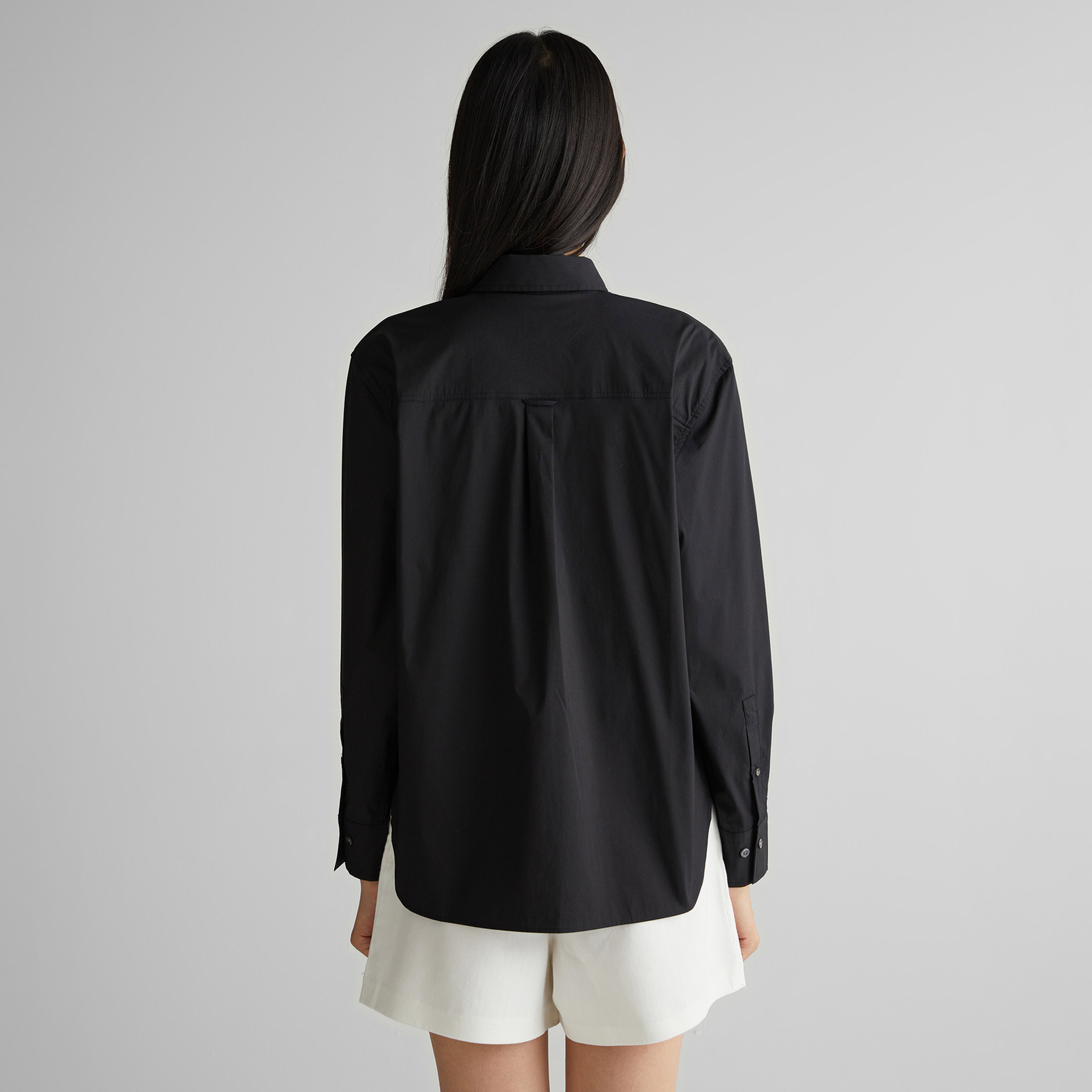 GANT Kadın Siyah Klasik Yaka Gömlek