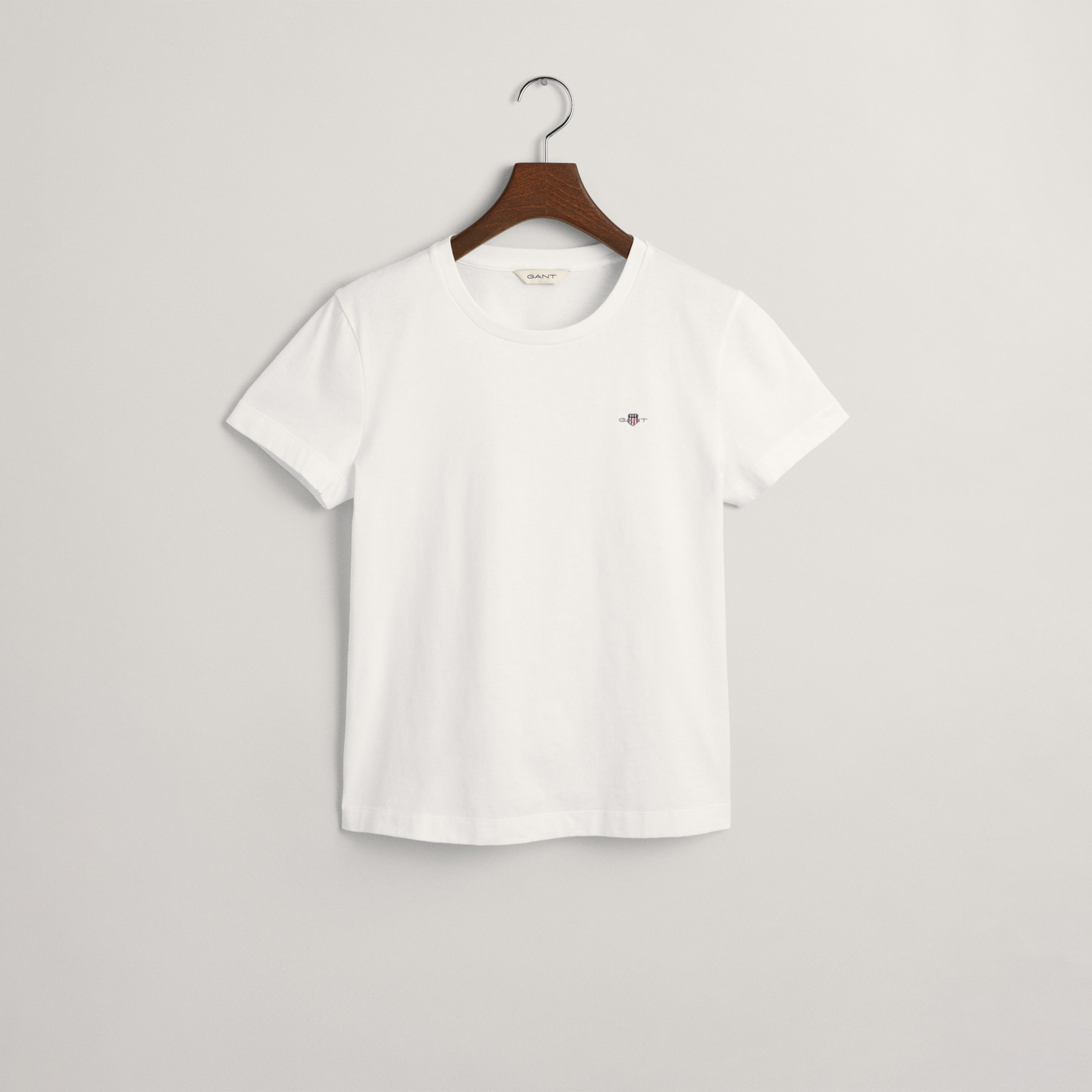 GANT Kadın Beyaz Bisiklet Yaka Regular Fit T-Shirt