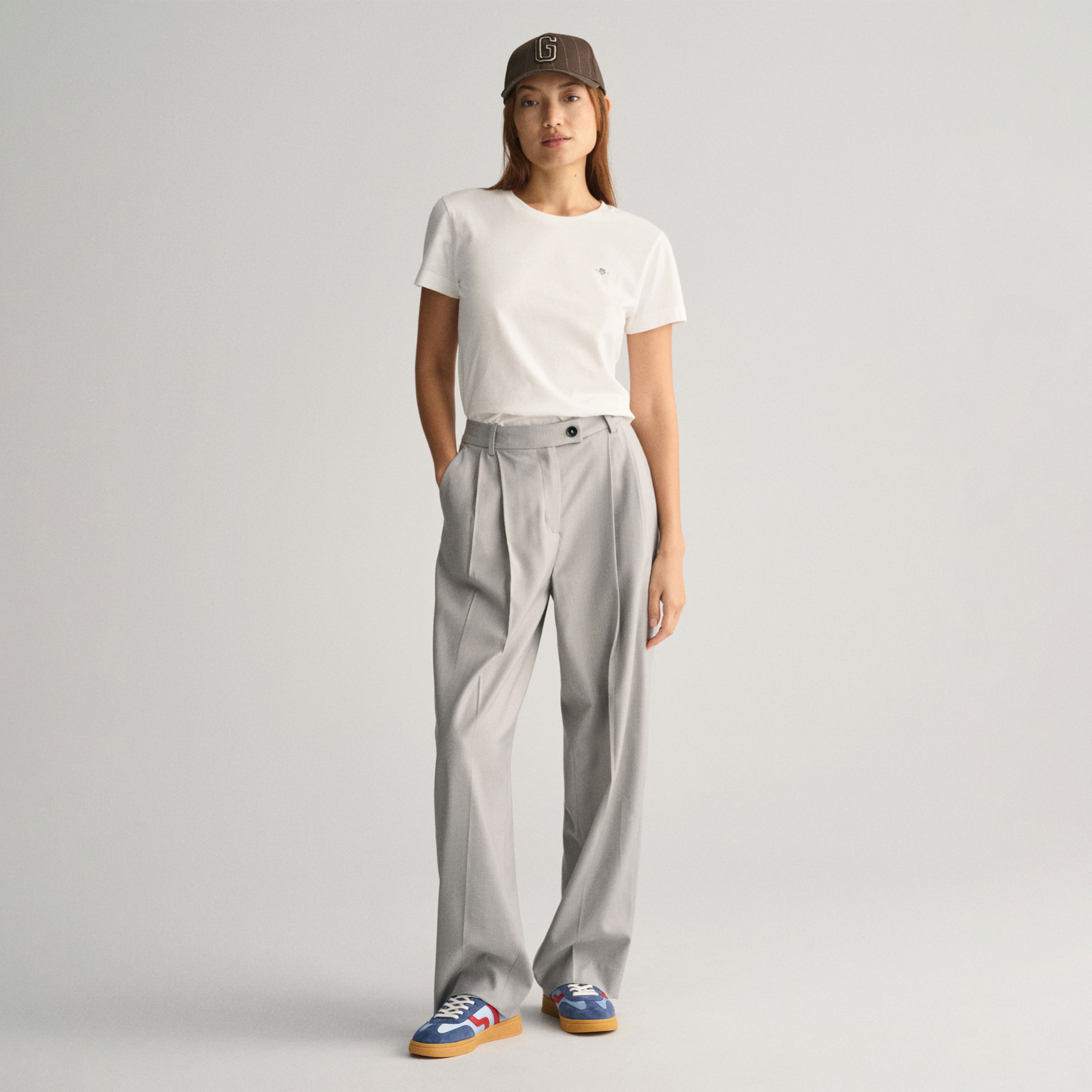 GANT Kadın Beyaz Bisiklet Yaka Regular Fit T-Shirt