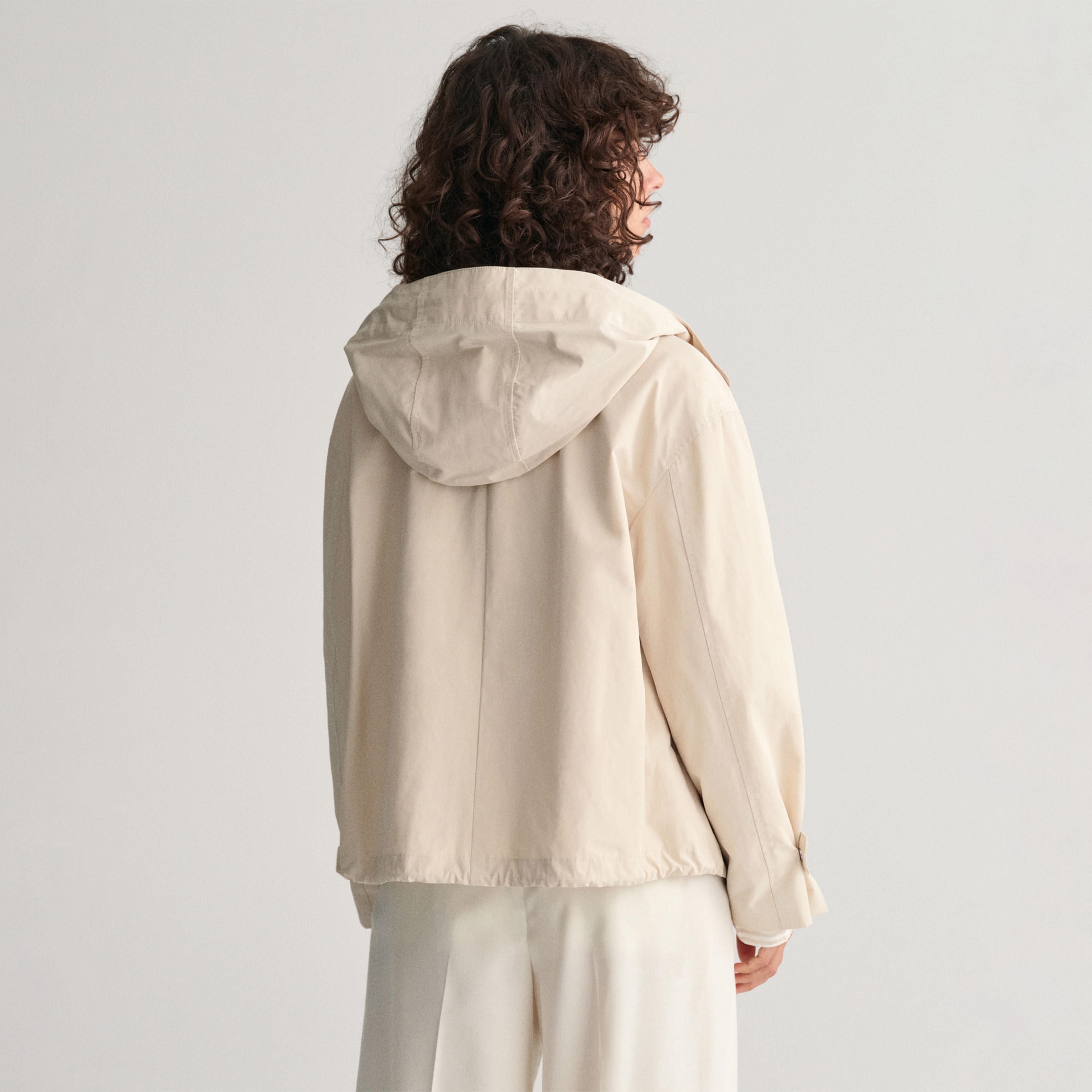 GANT Kadın Krem Regular Fit Kapüşonlu Ceket