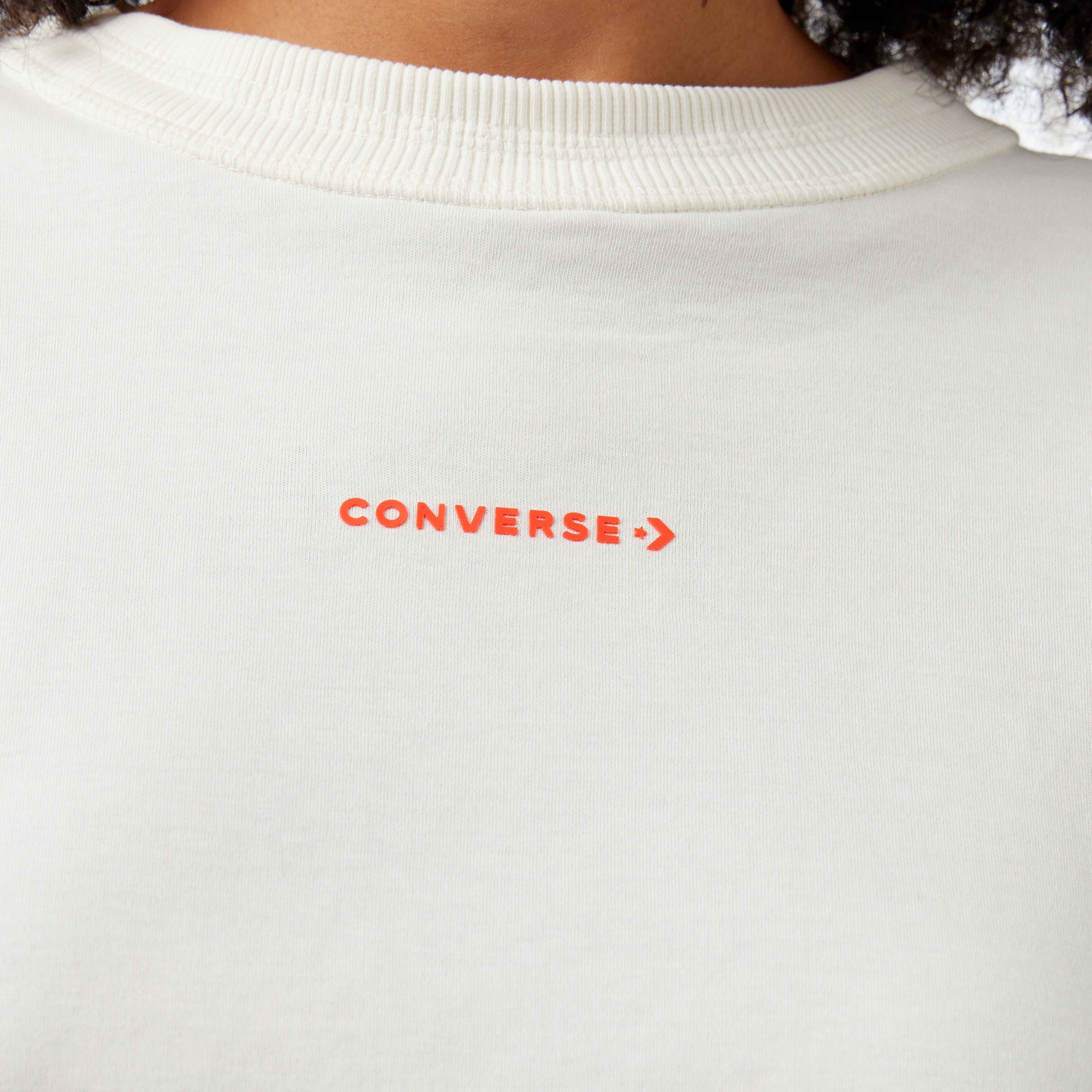 Converse Star Chevron Baskılı Kadın Krem T-Shirt