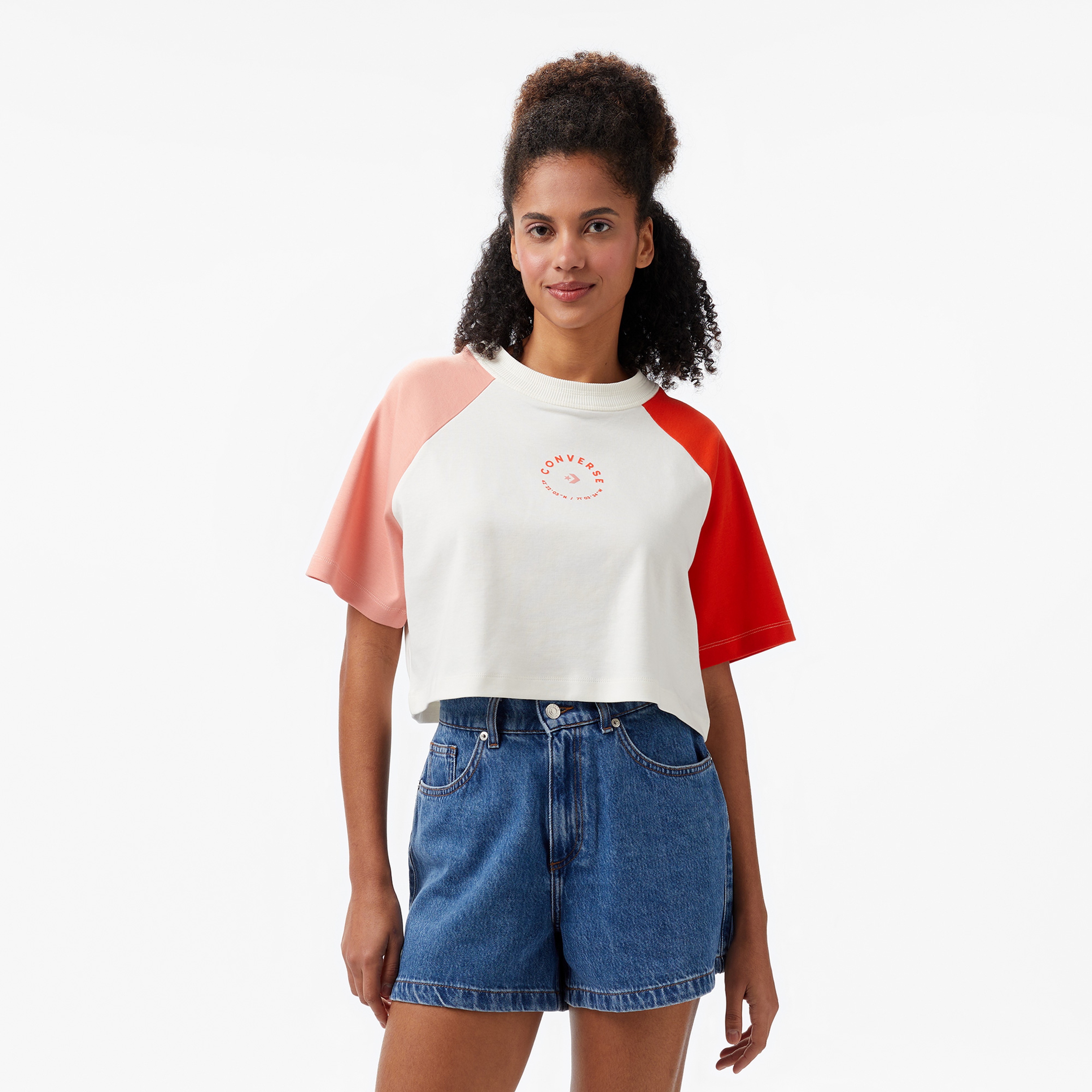 Converse Star Chevron Baskılı Kadın Krem T-Shirt