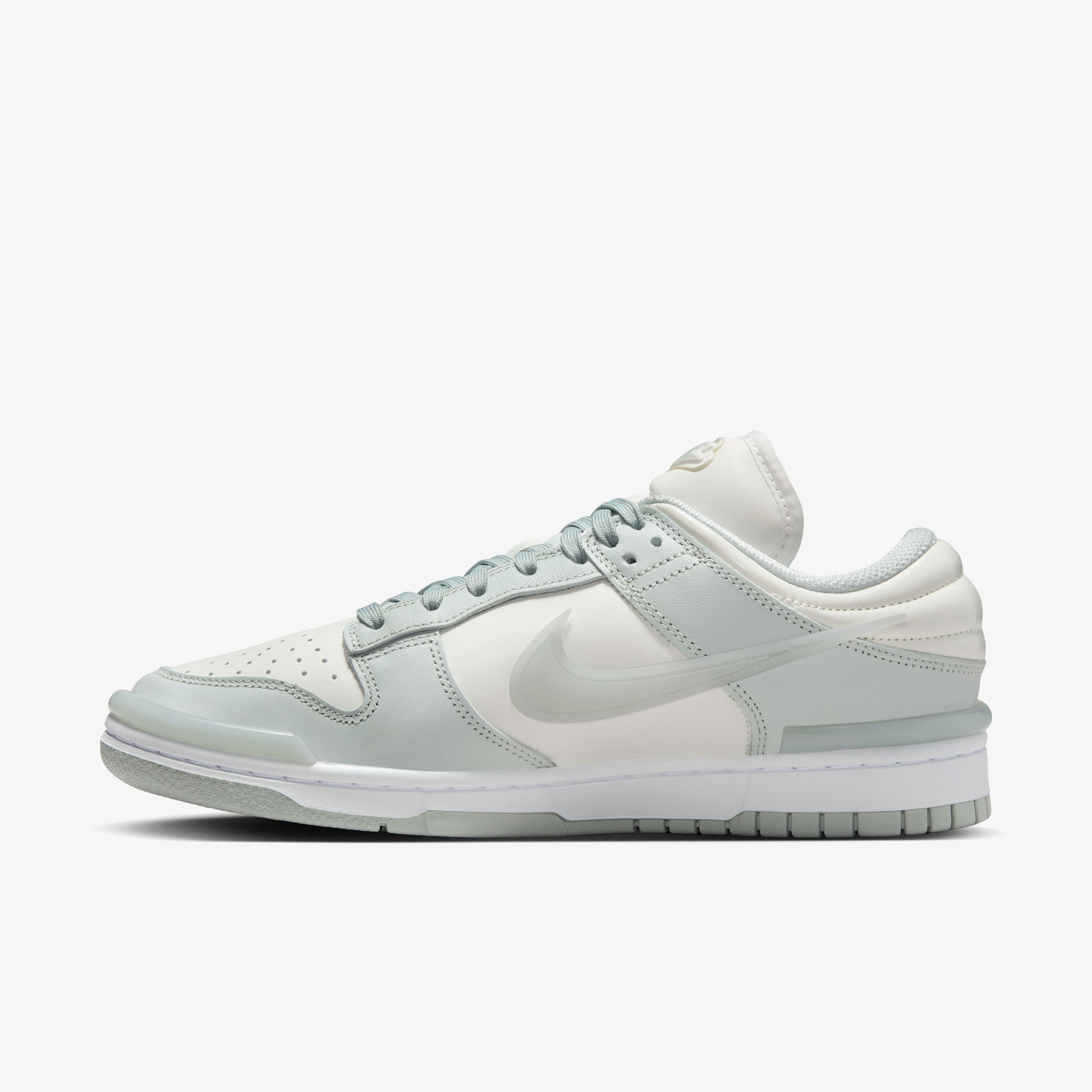 Nike Dunk Low Twist Kadın Beyaz Sneaker