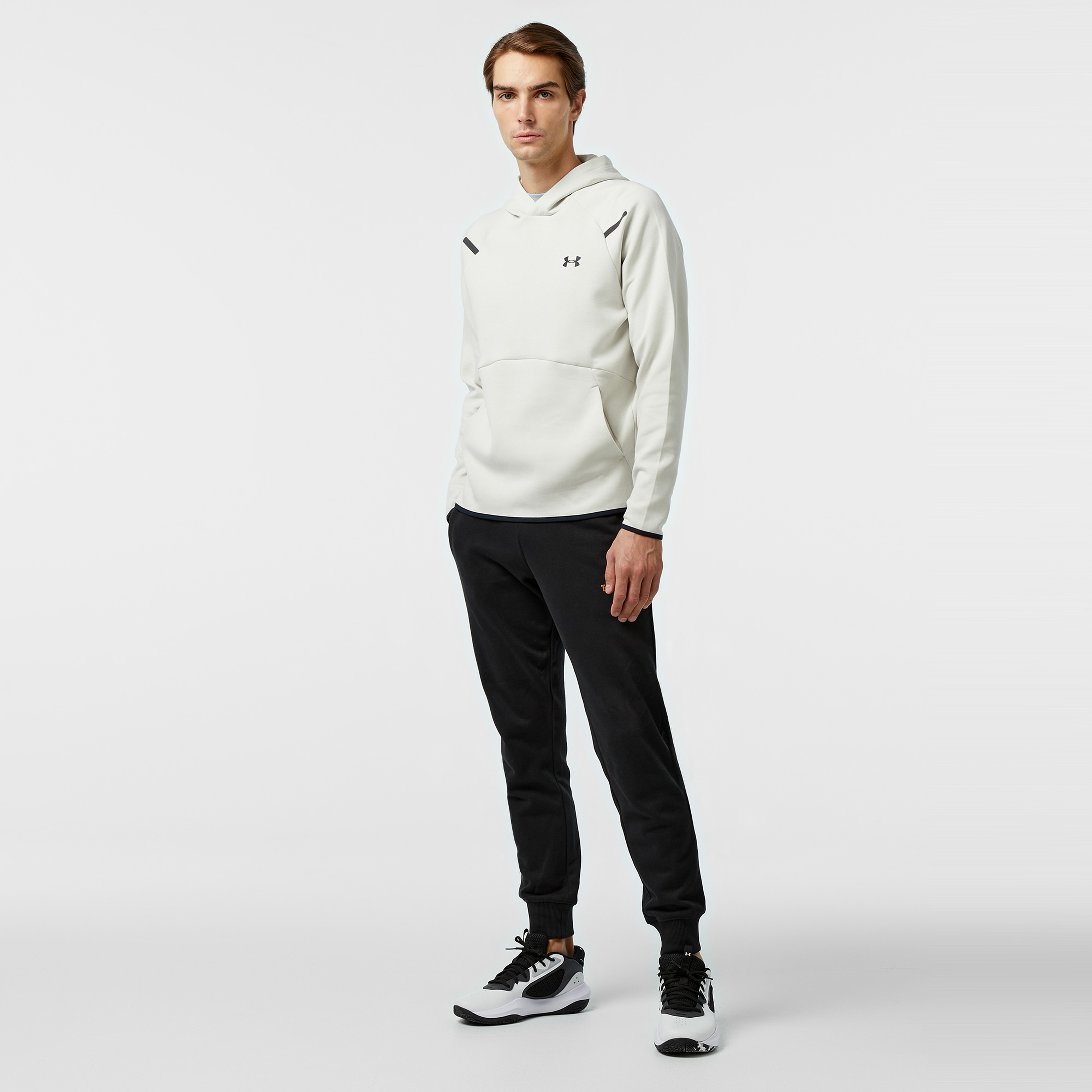 Under Armour Unstoppable Erkek Siyah Sweatshirt