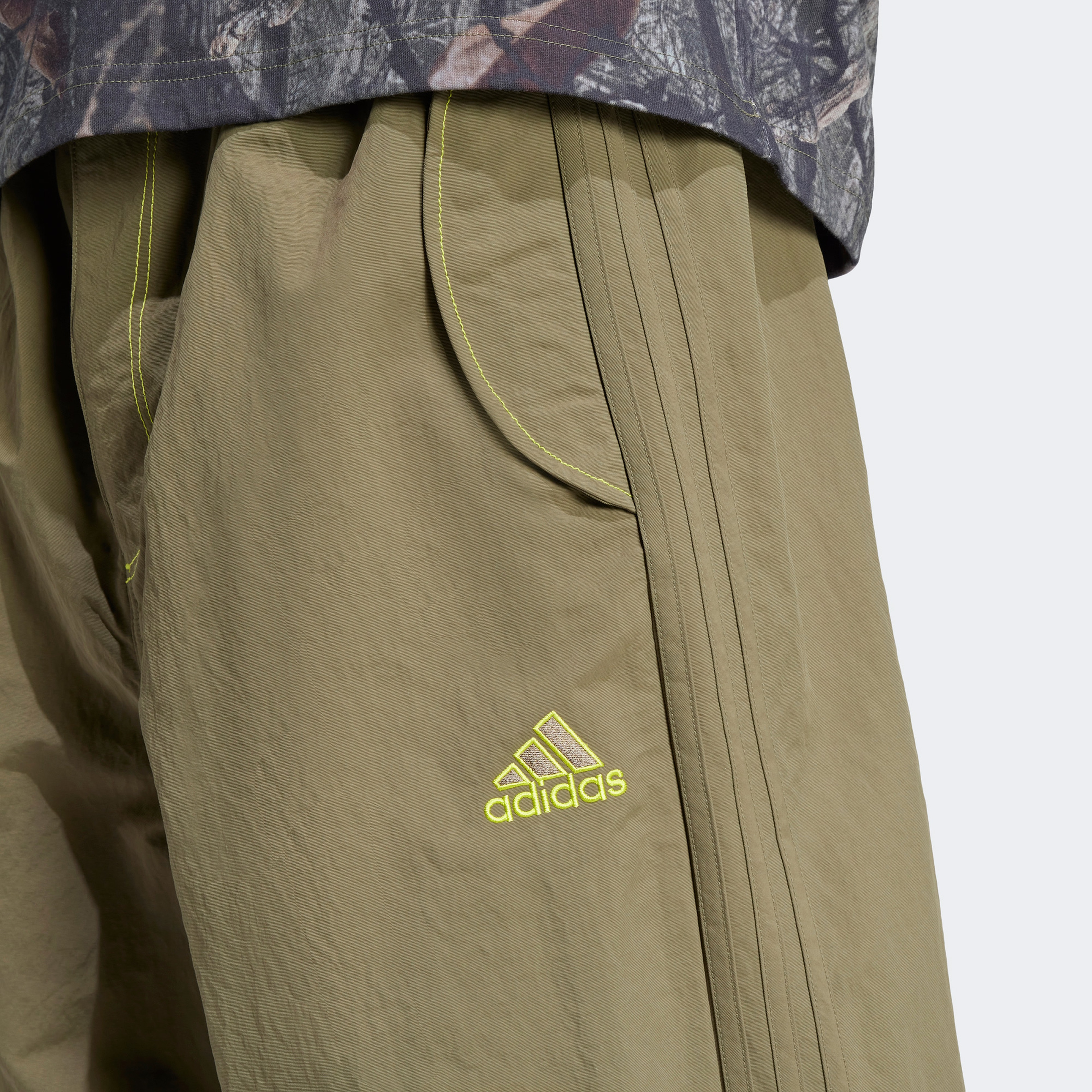 adidas Parachute Erkek Yeşil Bol Paça Eşofman Altı
