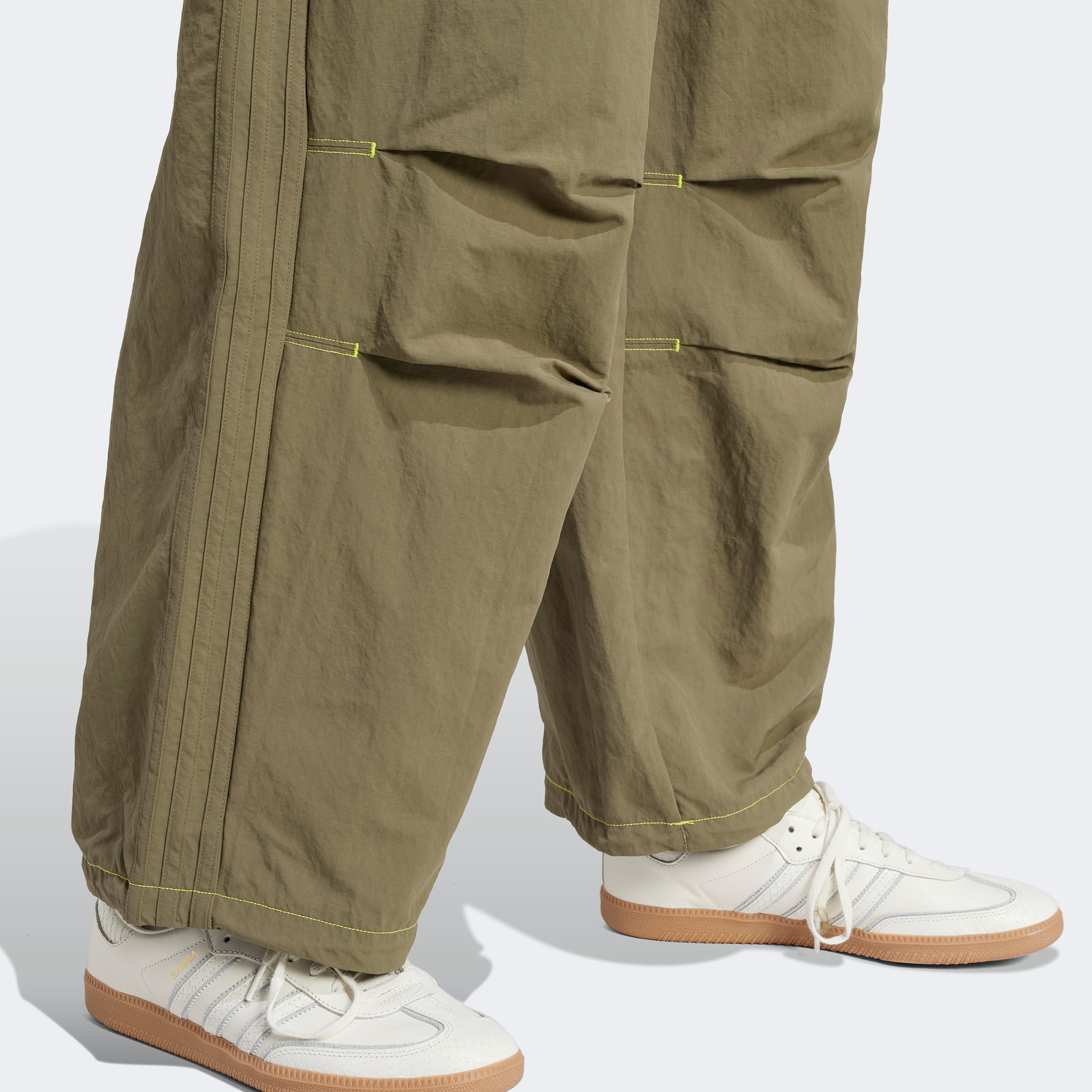 adidas Parachute Erkek Yeşil Bol Paça Eşofman Altı