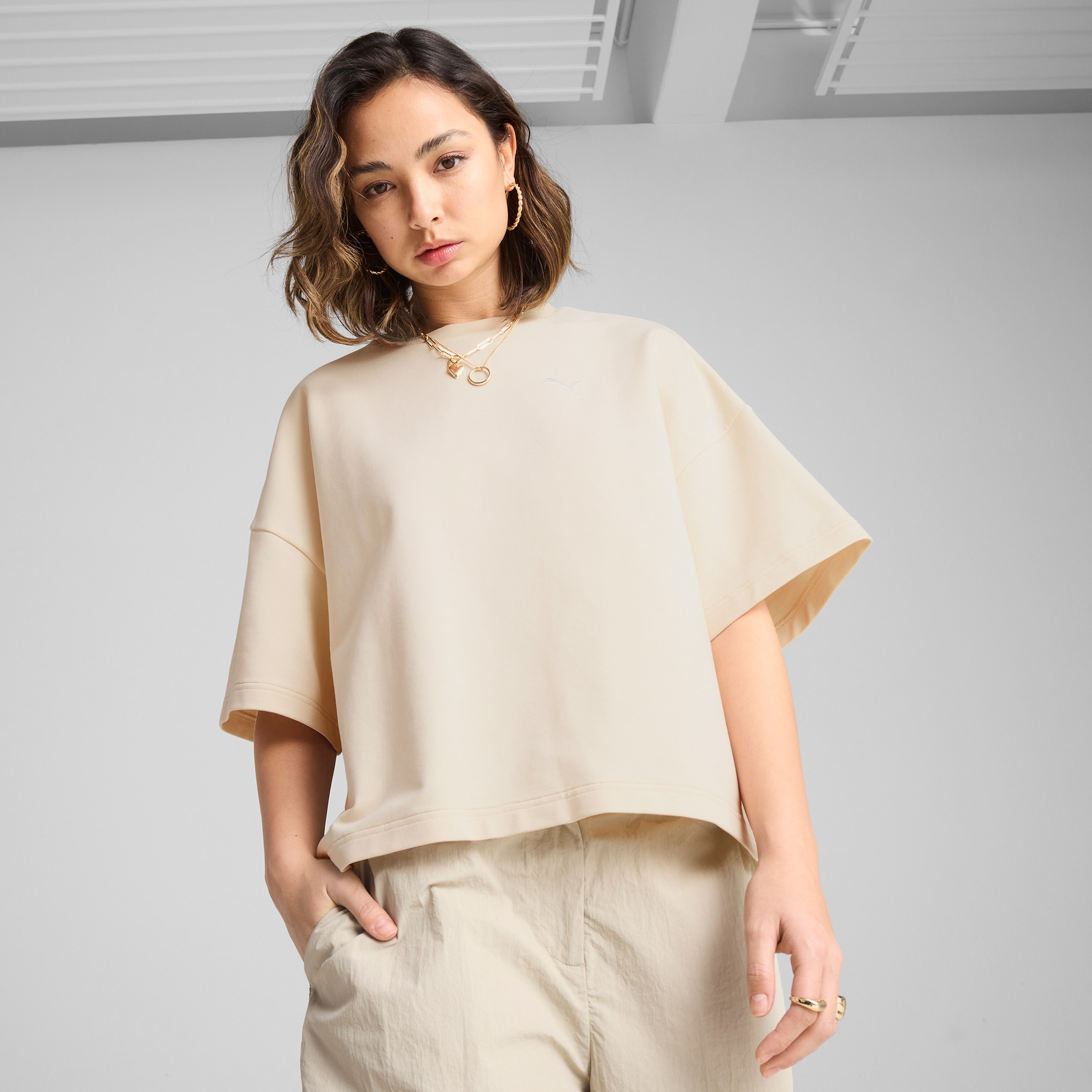 Puma Wardrobe Ess Relaxed Kadın Krem T-Shirt