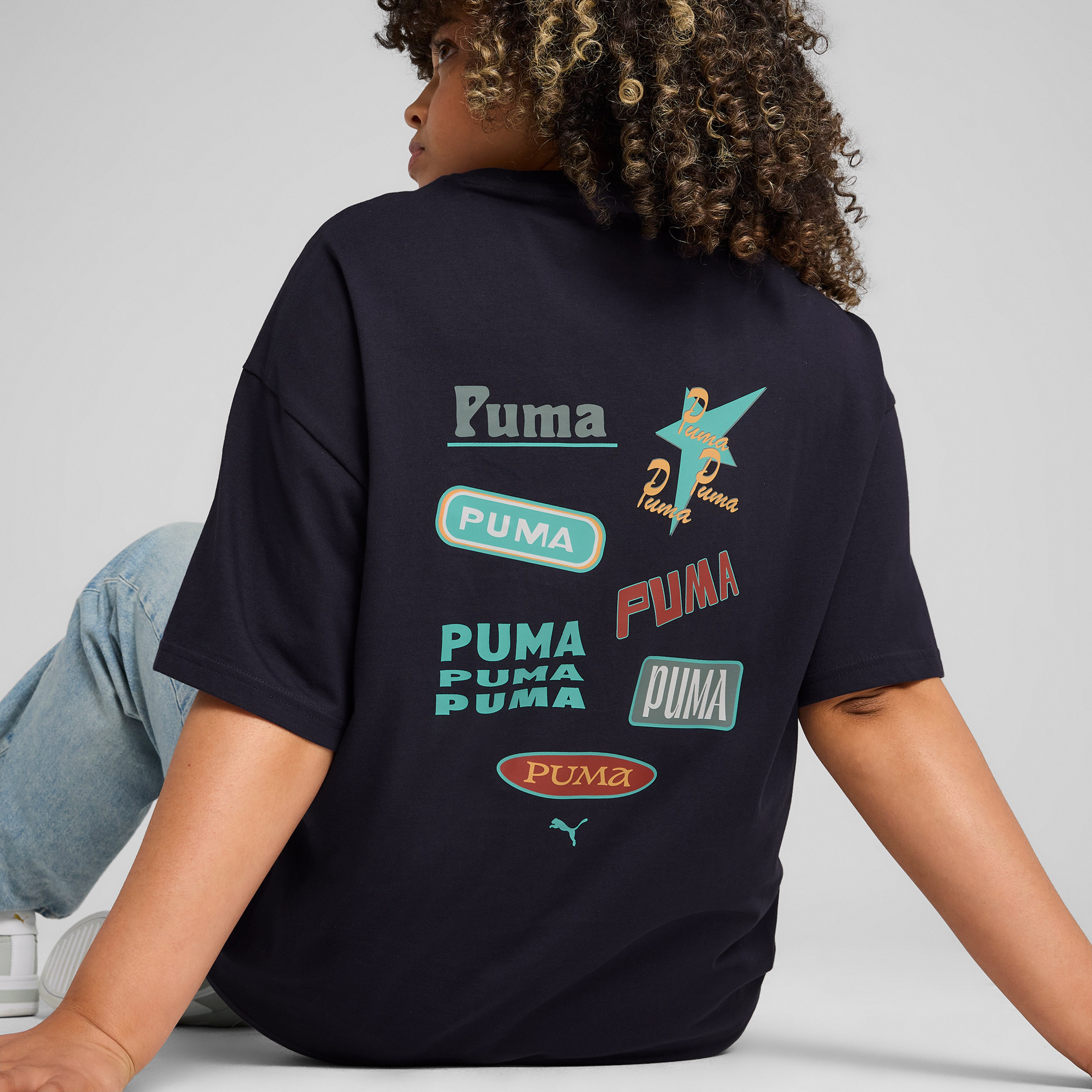 Puma Wardrobe Ess Graphic Kadın Lacivert T-Shirt
