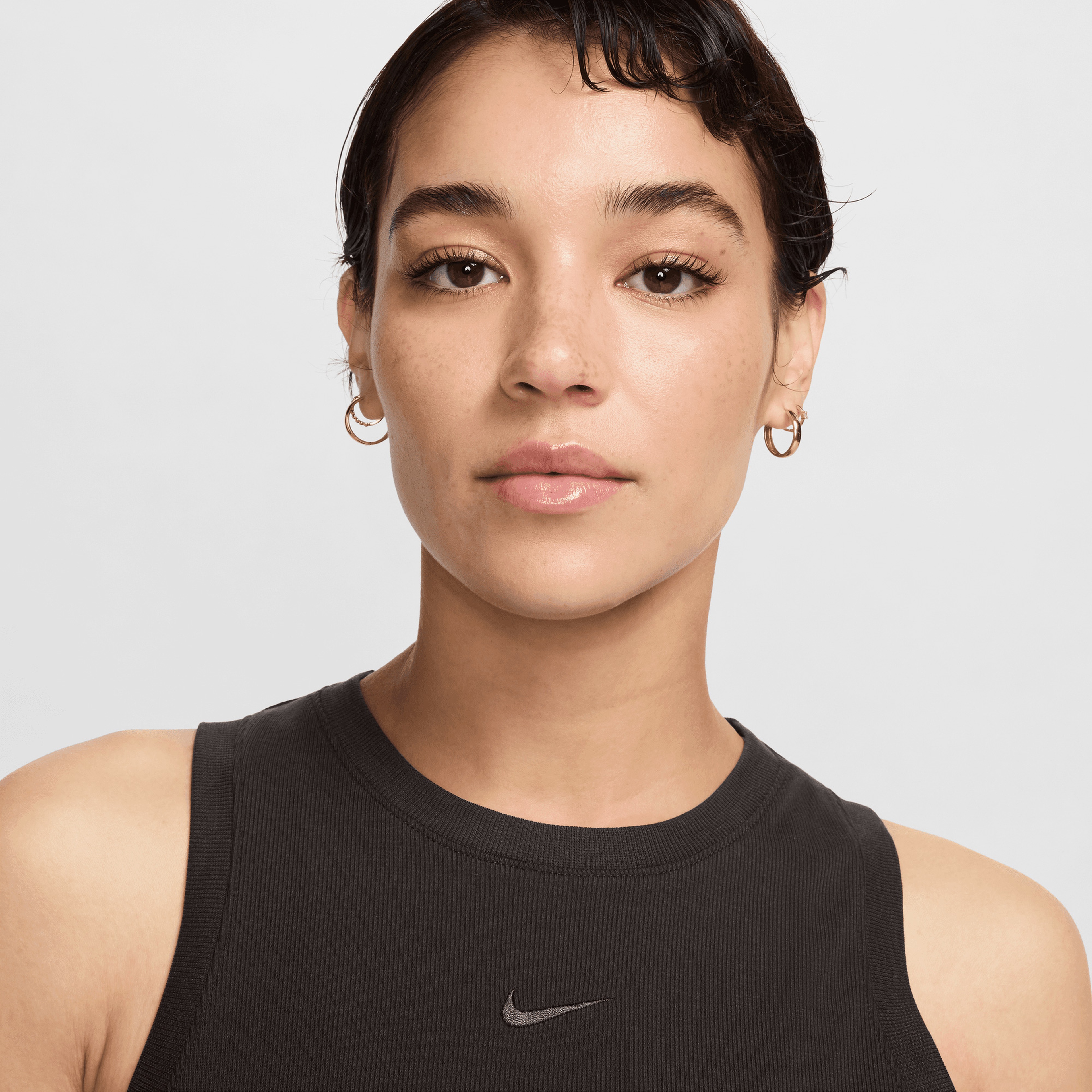 Nike Sportswear Essentials Cropped Kadın Kahverengi Atlet