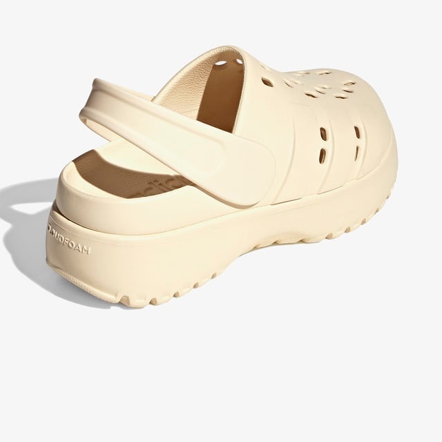 Adidas adidas Adilette Clog Platform Unisex Beyaz Sandalet Occasion'da! Beyaz - 4. görsel